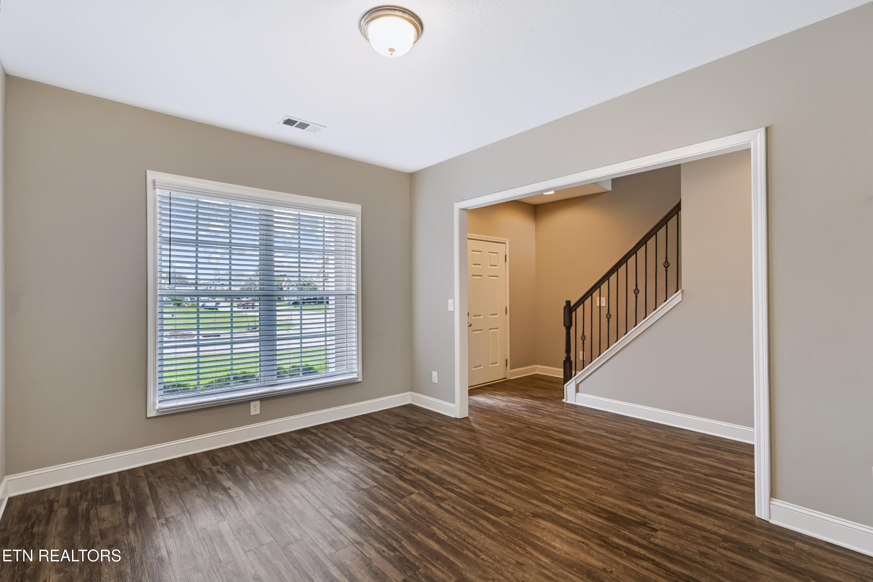 Flex Room - 1727 Glen Shady Blvd, Knoxville, TN 37922