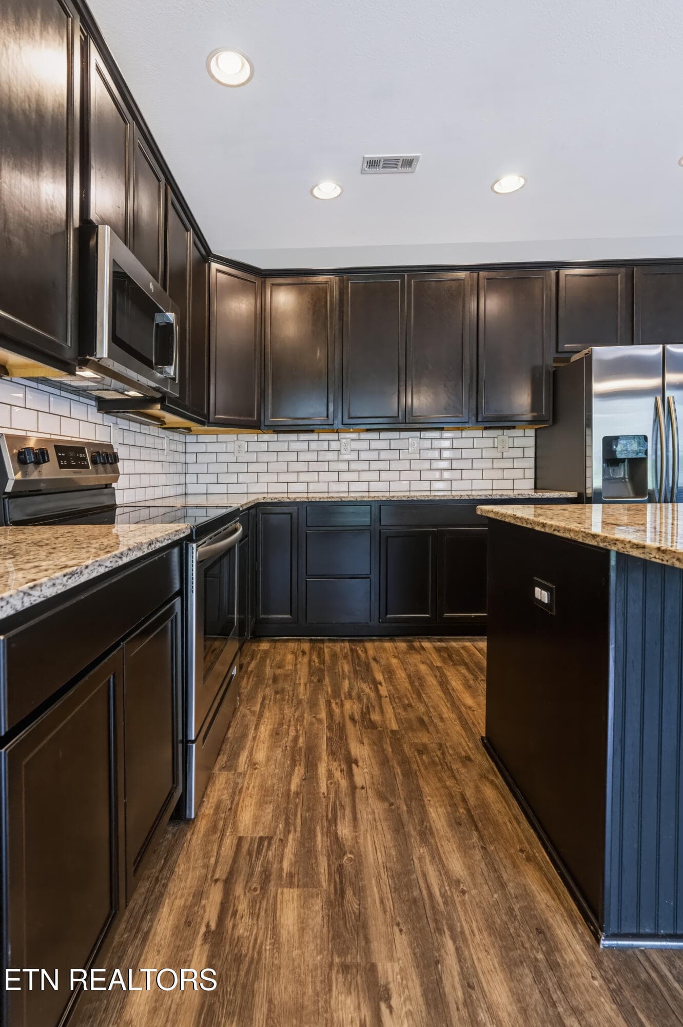 Kitchen - 1727 Glen Shady Blvd, Knoxville, TN 37922