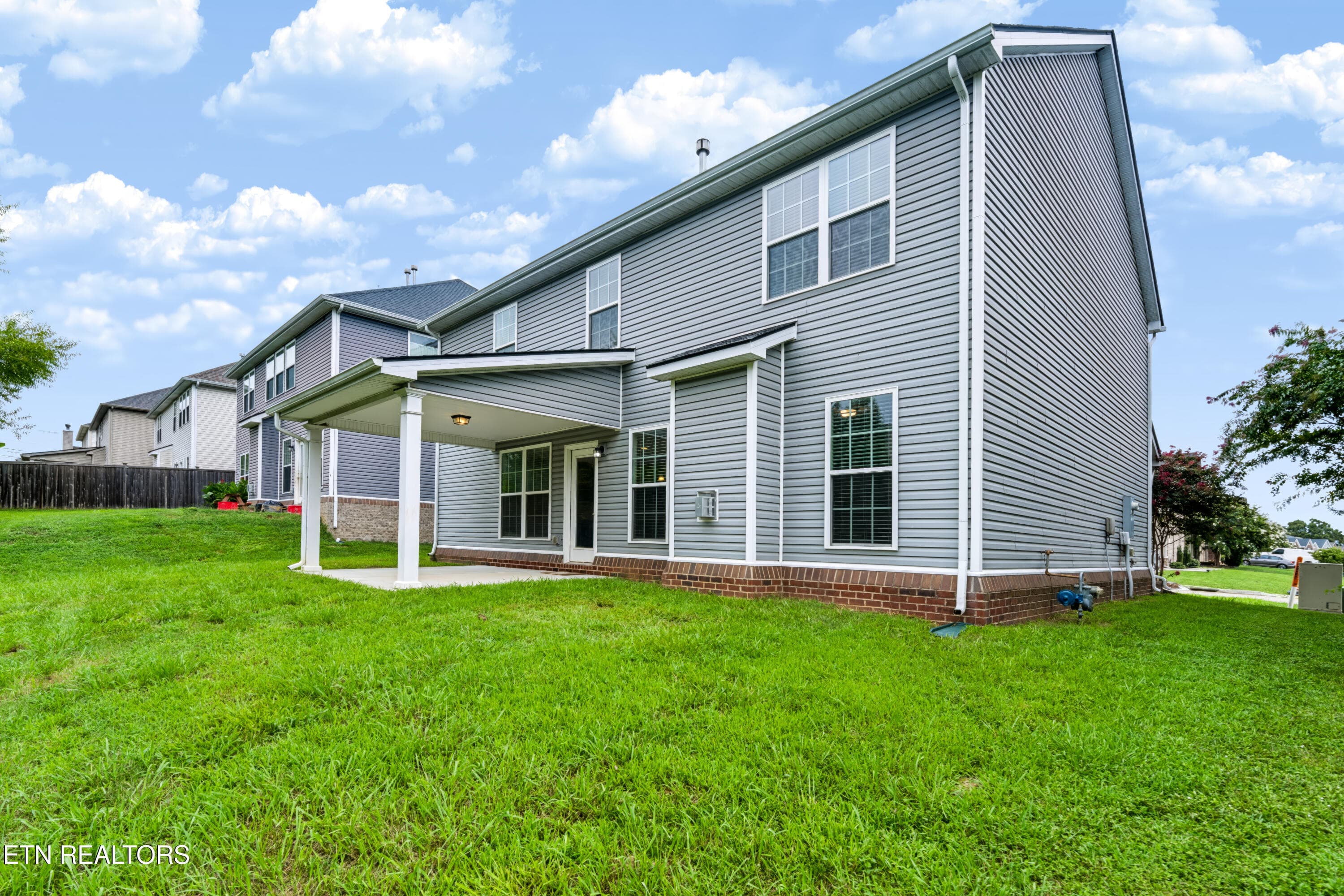 Rear Angle - 1727 Glen Shady Blvd, Knoxville, TN 37922