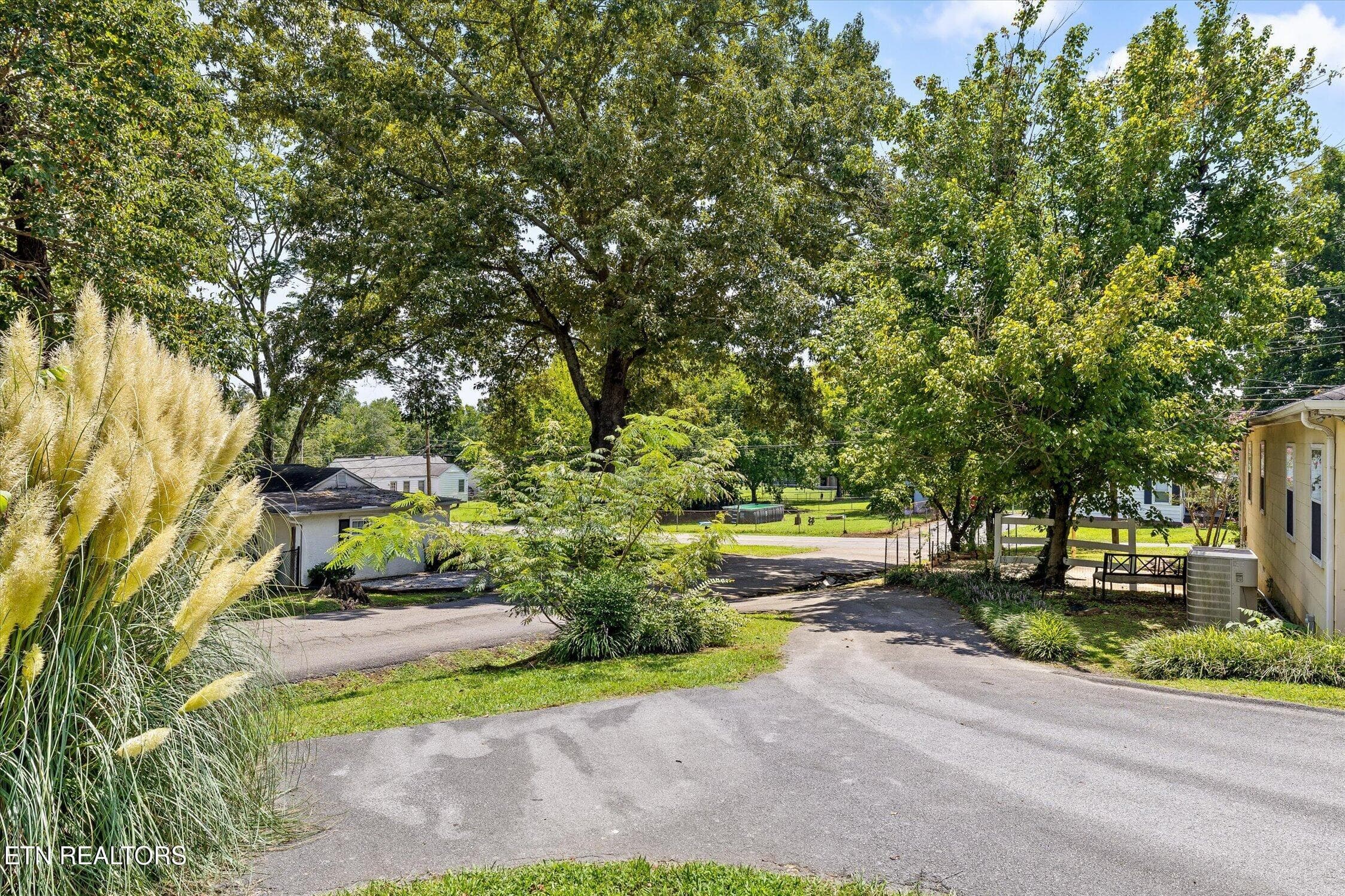 41-State Line-41 - 5225 State Line Rd, Chattanooga, TN 37412, Chattanooga