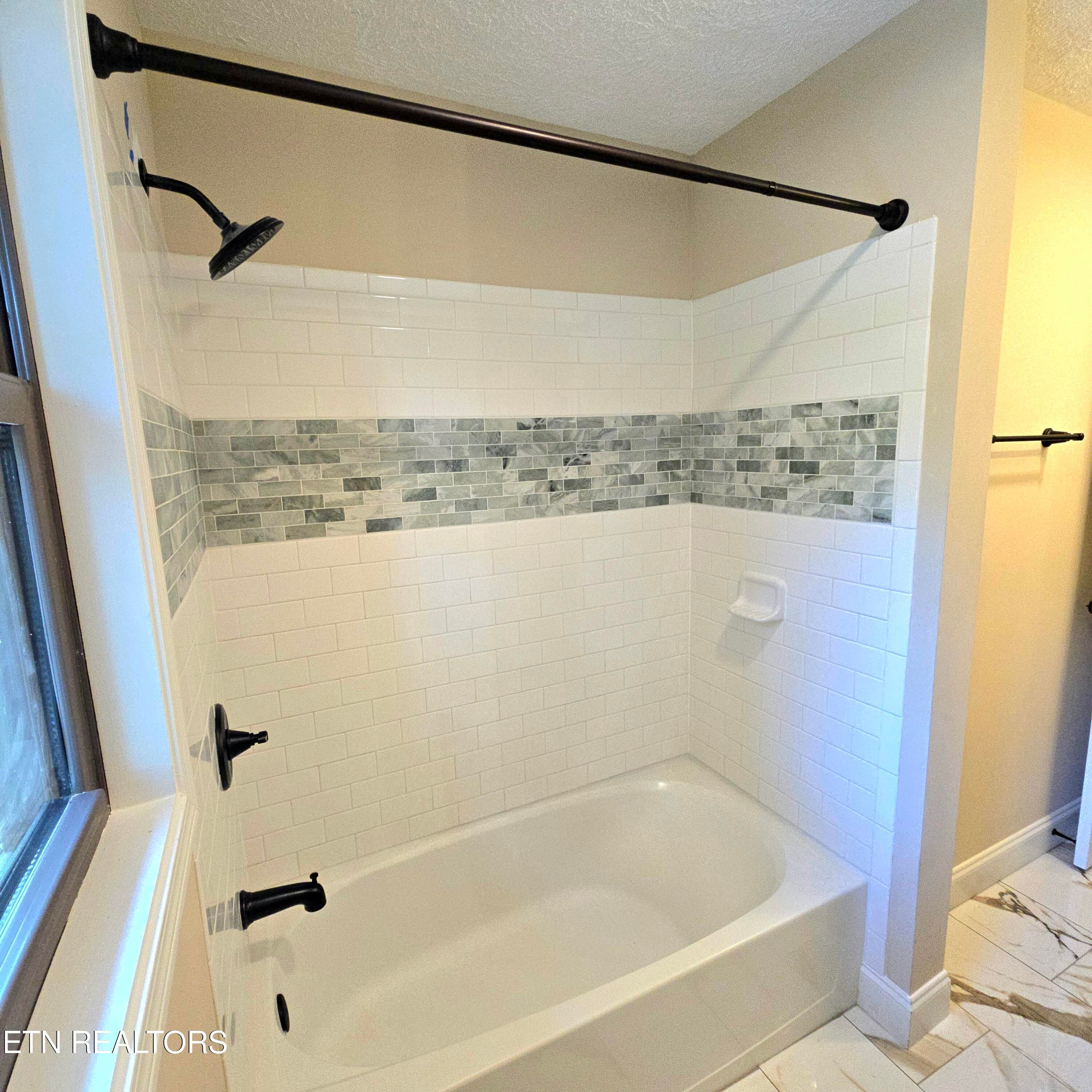 108 Hickory Dr. Maryville, TN 37804 - 108 Hickory Drive, Maryville, TN 37804