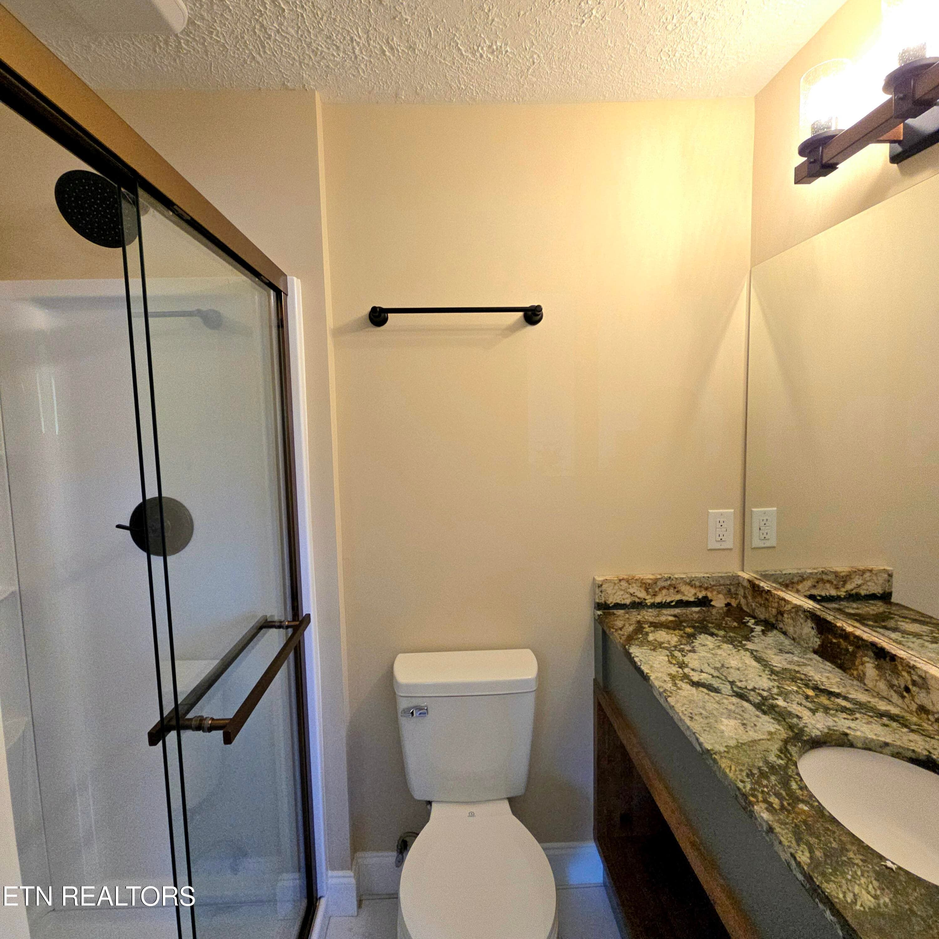 108 Hickory Dr. Maryville, TN 37804 - 108 Hickory Drive, Maryville, TN 37804