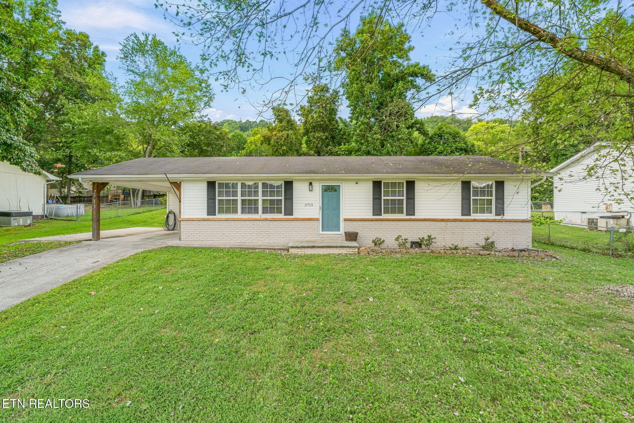 1-web-or-mls-2713 Mynatt Road-2 - 2713 Mynatt Rd, Knoxville, TN 37918, Knoxville
