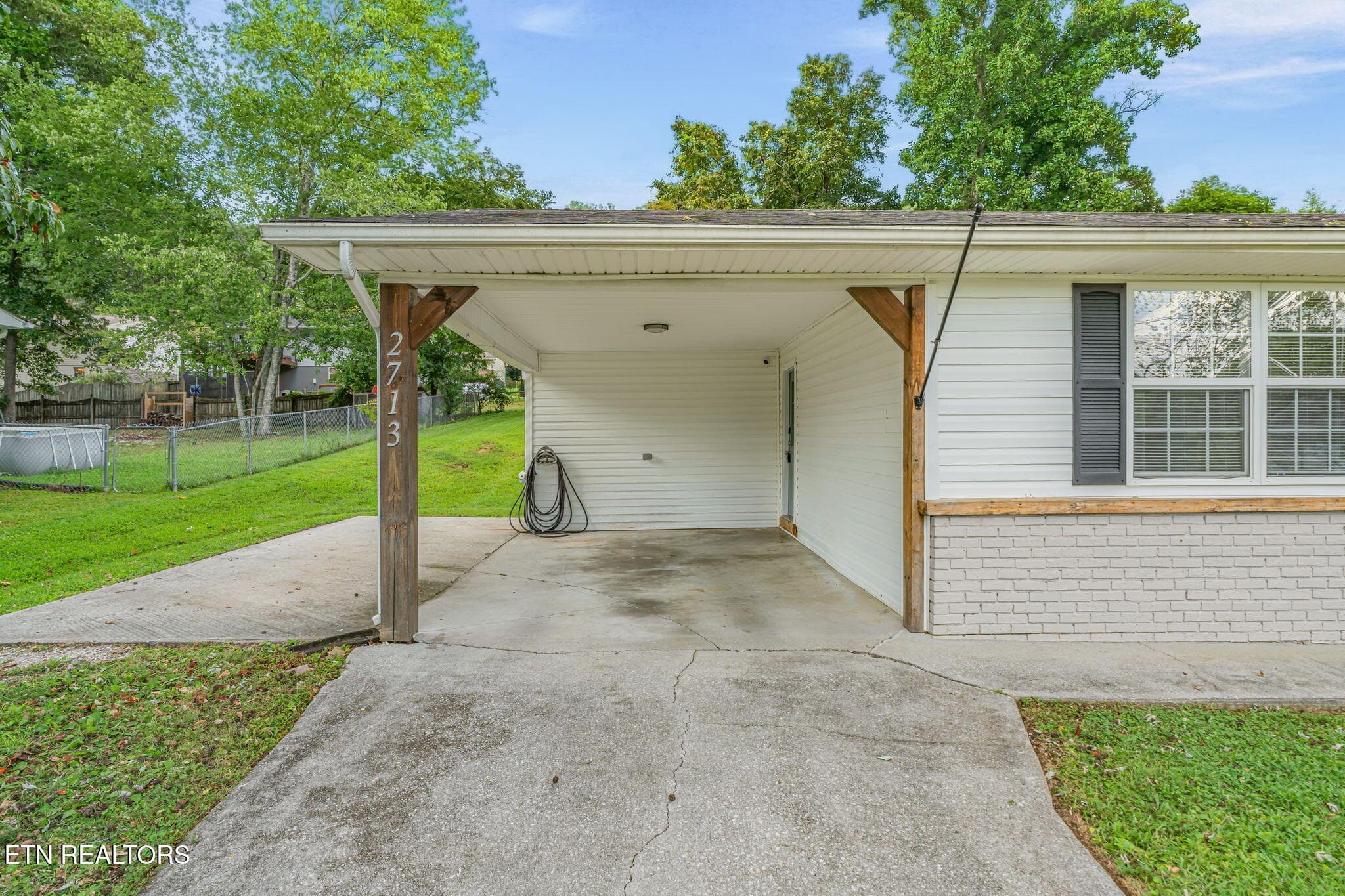3-web-or-mls-2713 Mynatt Road-4 - 2713 Mynatt Rd, Knoxville, TN 37918, Knoxville
