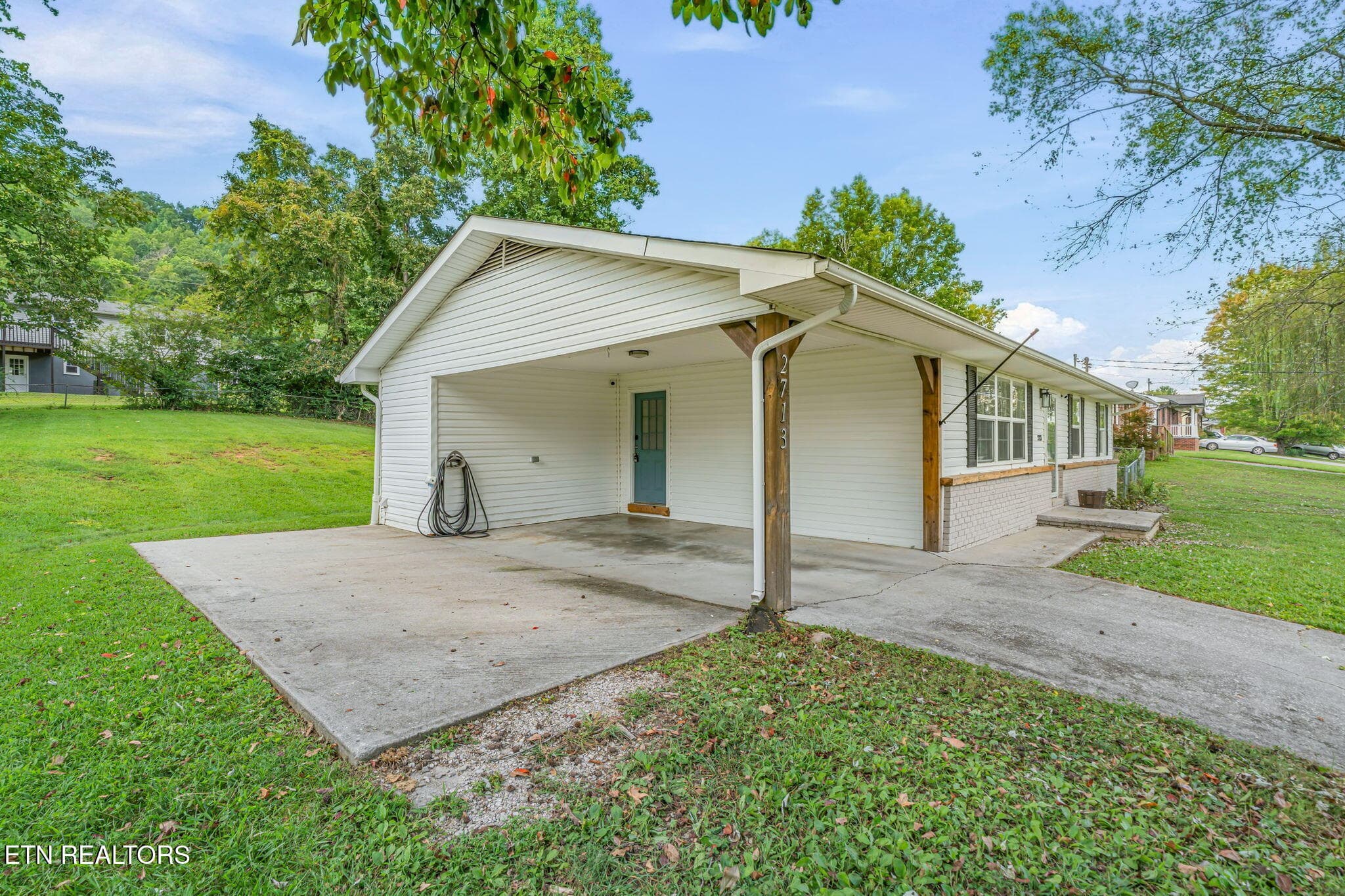 4-web-or-mls-2713 Mynatt Road-5 - 2713 Mynatt Rd, Knoxville, TN 37918, Knoxville