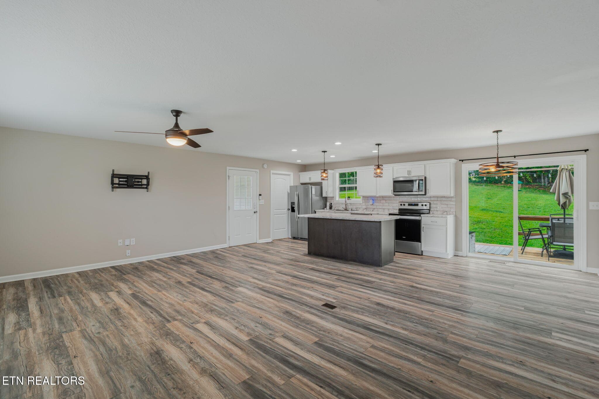 6-web-or-mls-2713 Mynatt Road-7 - 2713 Mynatt Rd, Knoxville, TN 37918, Knoxville