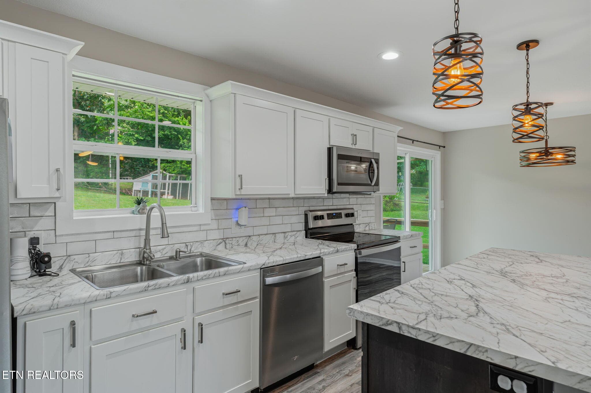 11-web-or-mls-2713 Mynatt Road-12 - 2713 Mynatt Rd, Knoxville, TN 37918, Knoxville