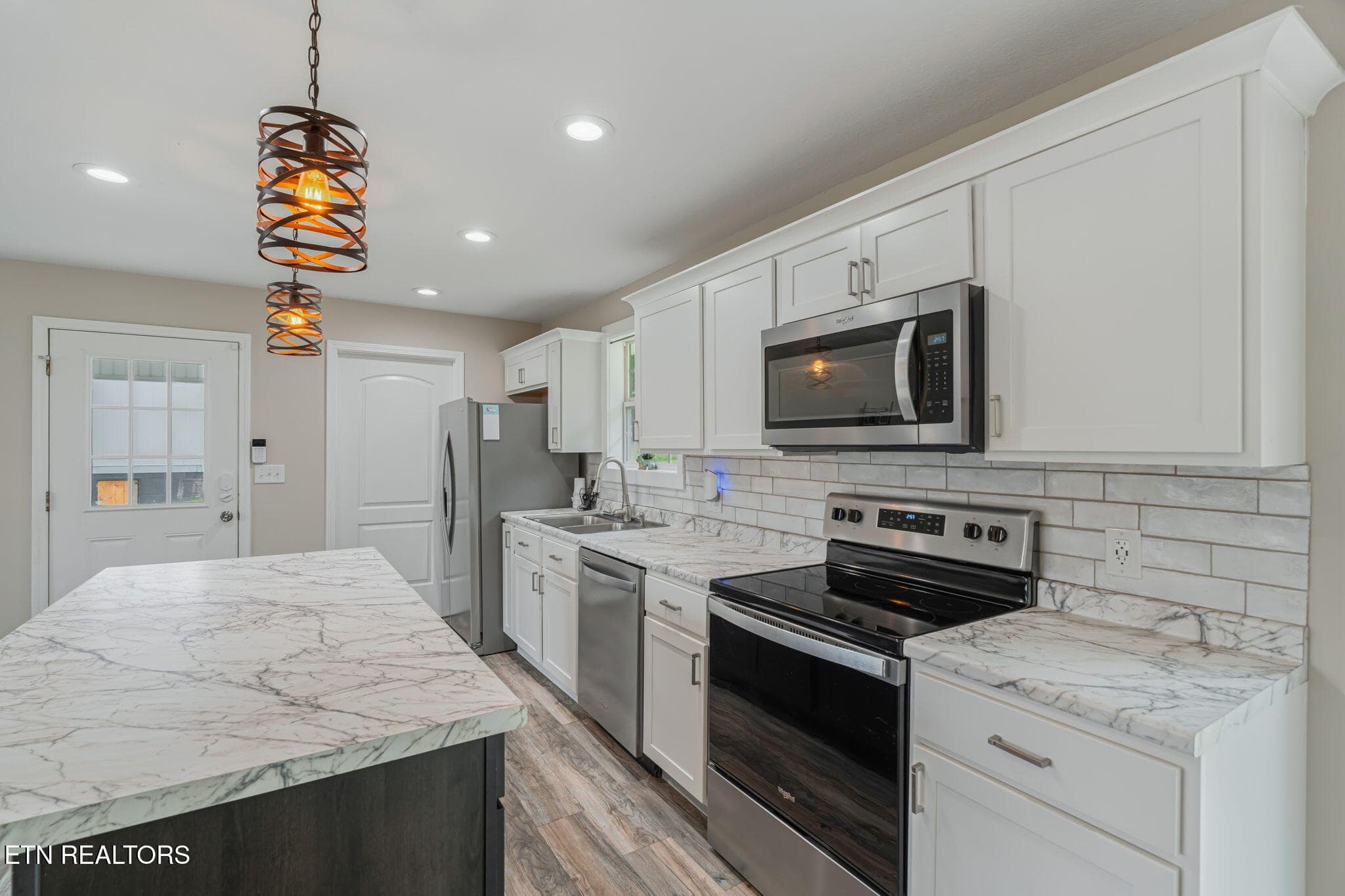 13-web-or-mls-2713 Mynatt Road-14 - 2713 Mynatt Rd, Knoxville, TN 37918, Knoxville
