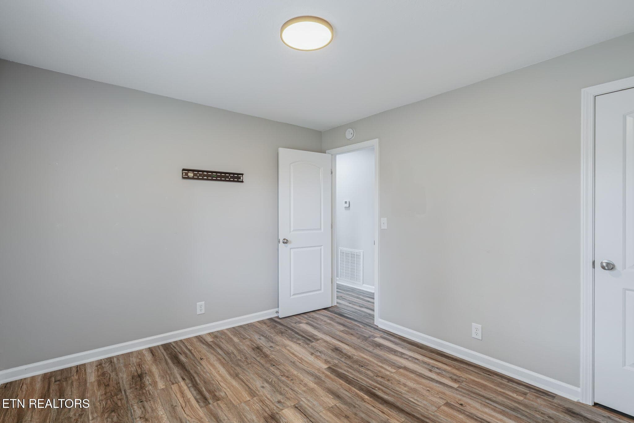 19-web-or-mls-2713 Mynatt Road-20 - 2713 Mynatt Rd, Knoxville, TN 37918, Knoxville