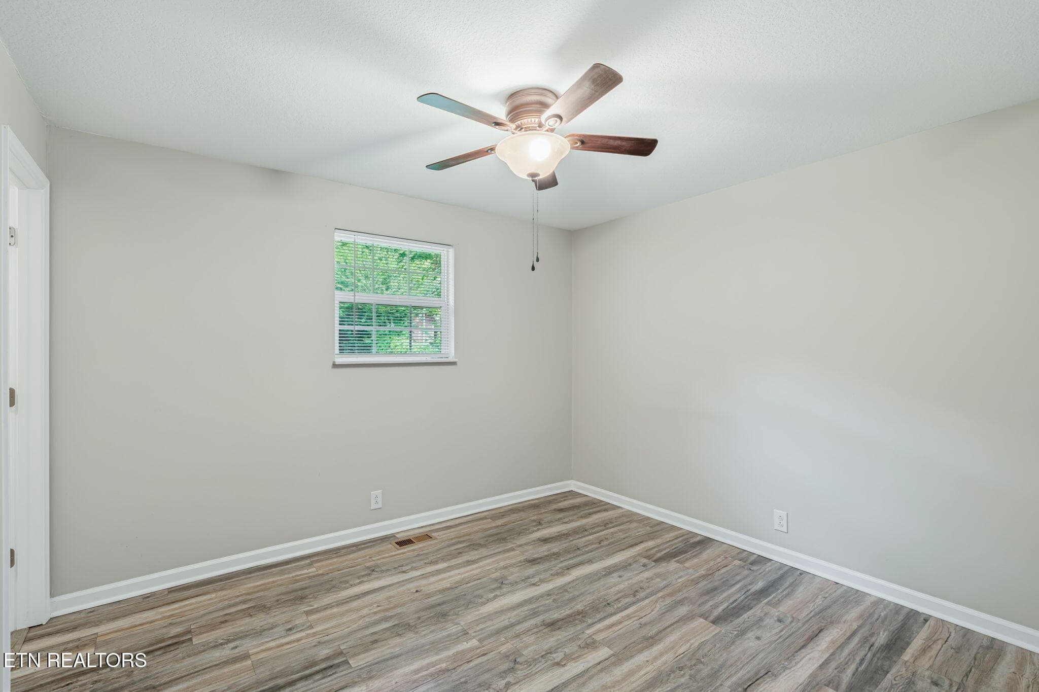 21-web-or-mls-2713 Mynatt Road-22 - 2713 Mynatt Rd, Knoxville, TN 37918, Knoxville