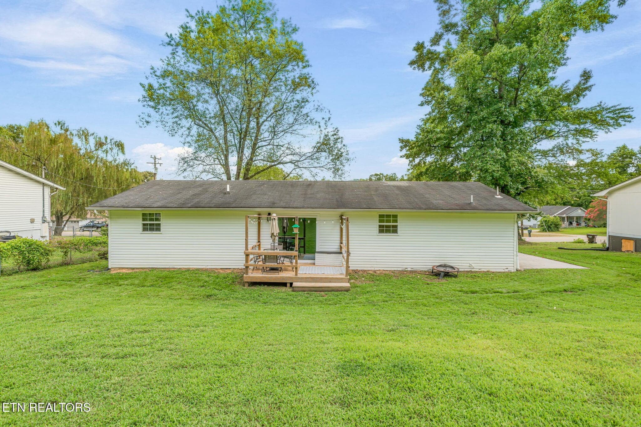 27-web-or-mls-2713 Mynatt Road-28 - 2713 Mynatt Rd, Knoxville, TN 37918, Knoxville