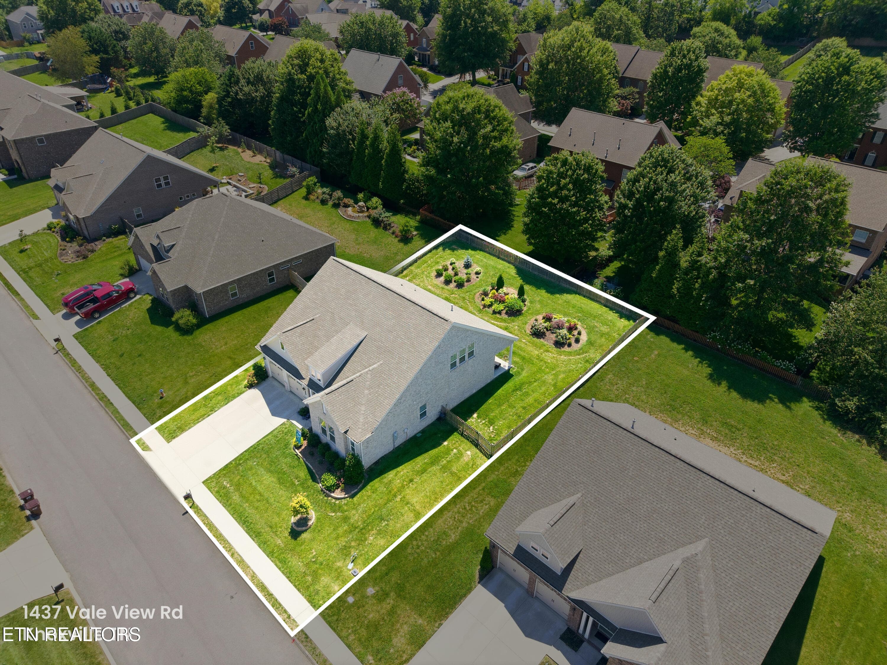 1437_Vale_View_Rd_0013 - Property Line - 1437 Vale View Rd, Knoxville, TN 37922