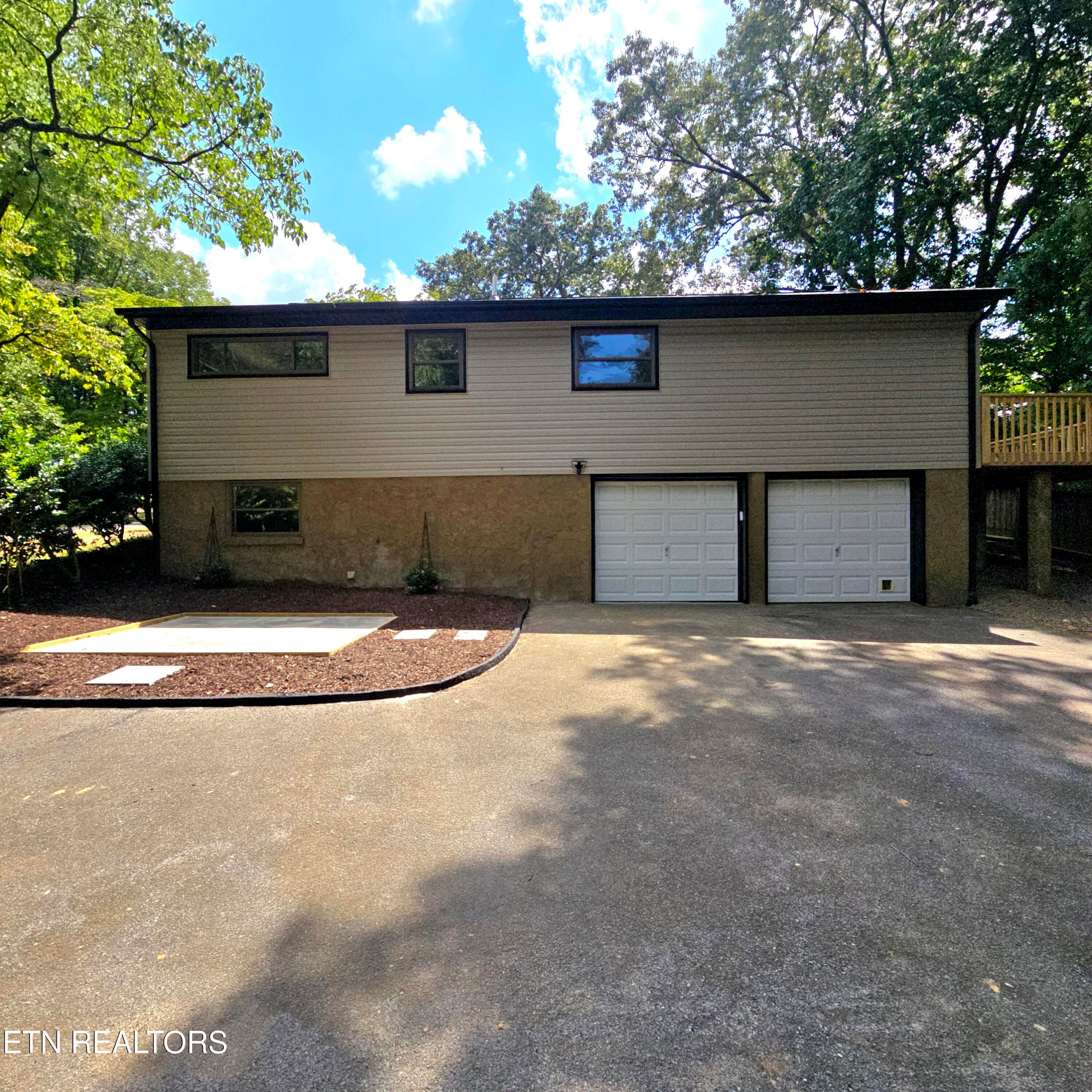 108 Hickory Dr. Maryville, TN 37804 - 108 Hickory Drive, Maryville, TN 37804