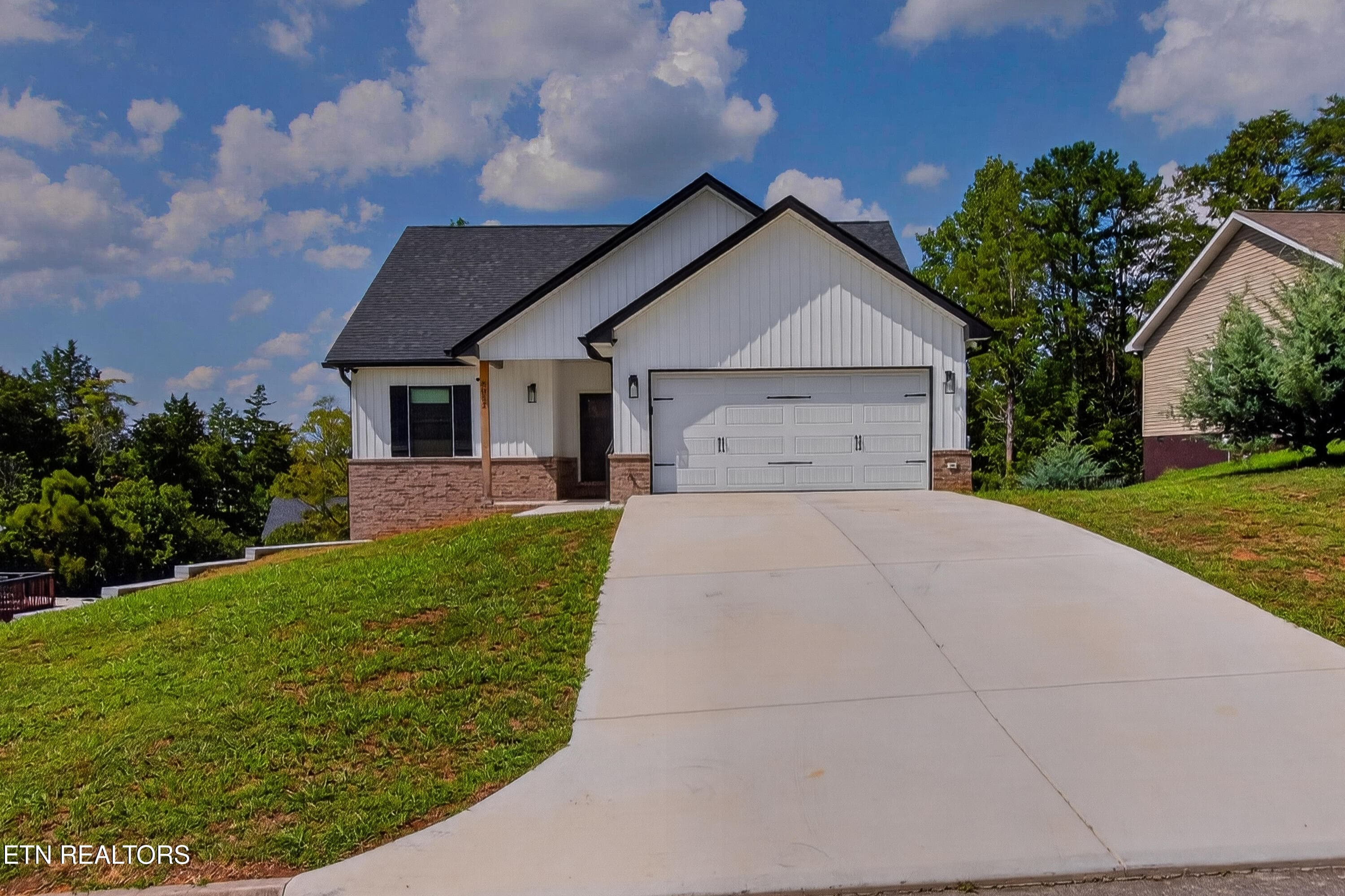 IMG_5589 - 8011 Stone Hollow Drive, Knoxville, TN 37924