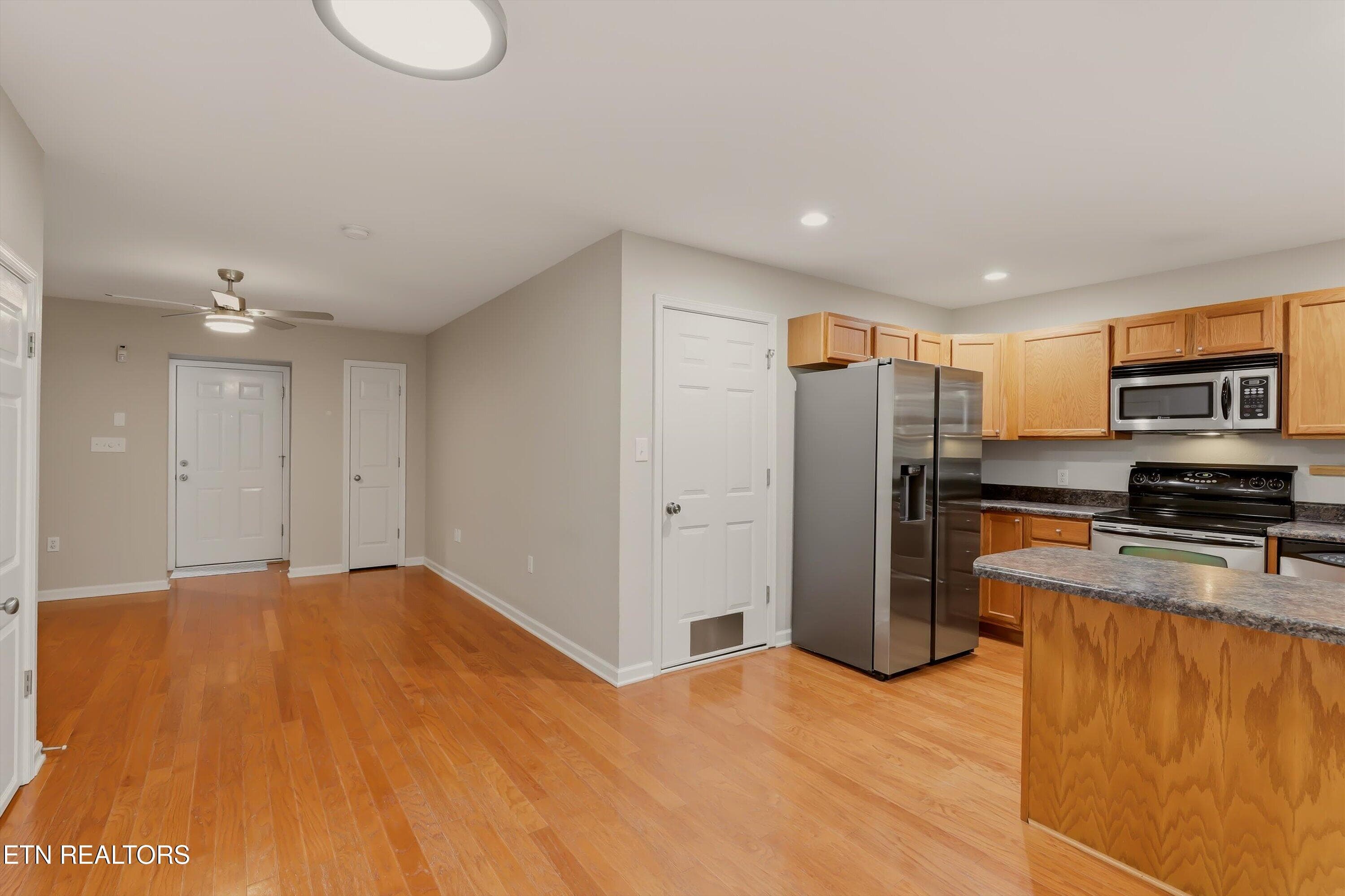kitchen entrance - 850 Blue Spruce Way 17, Knoxville, TN 37912, Knoxville