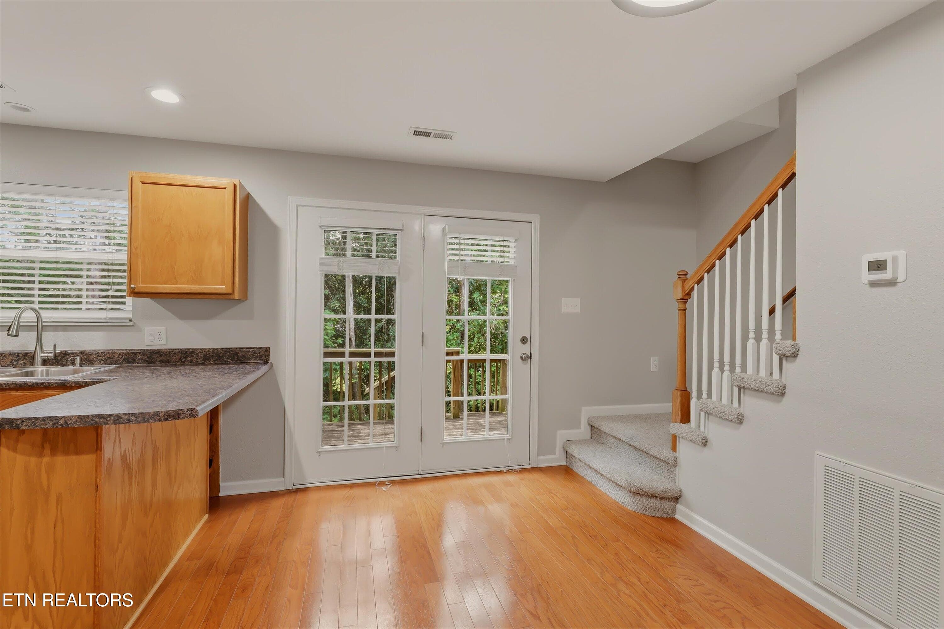 dining area - 850 Blue Spruce Way 17, Knoxville, TN 37912, Knoxville
