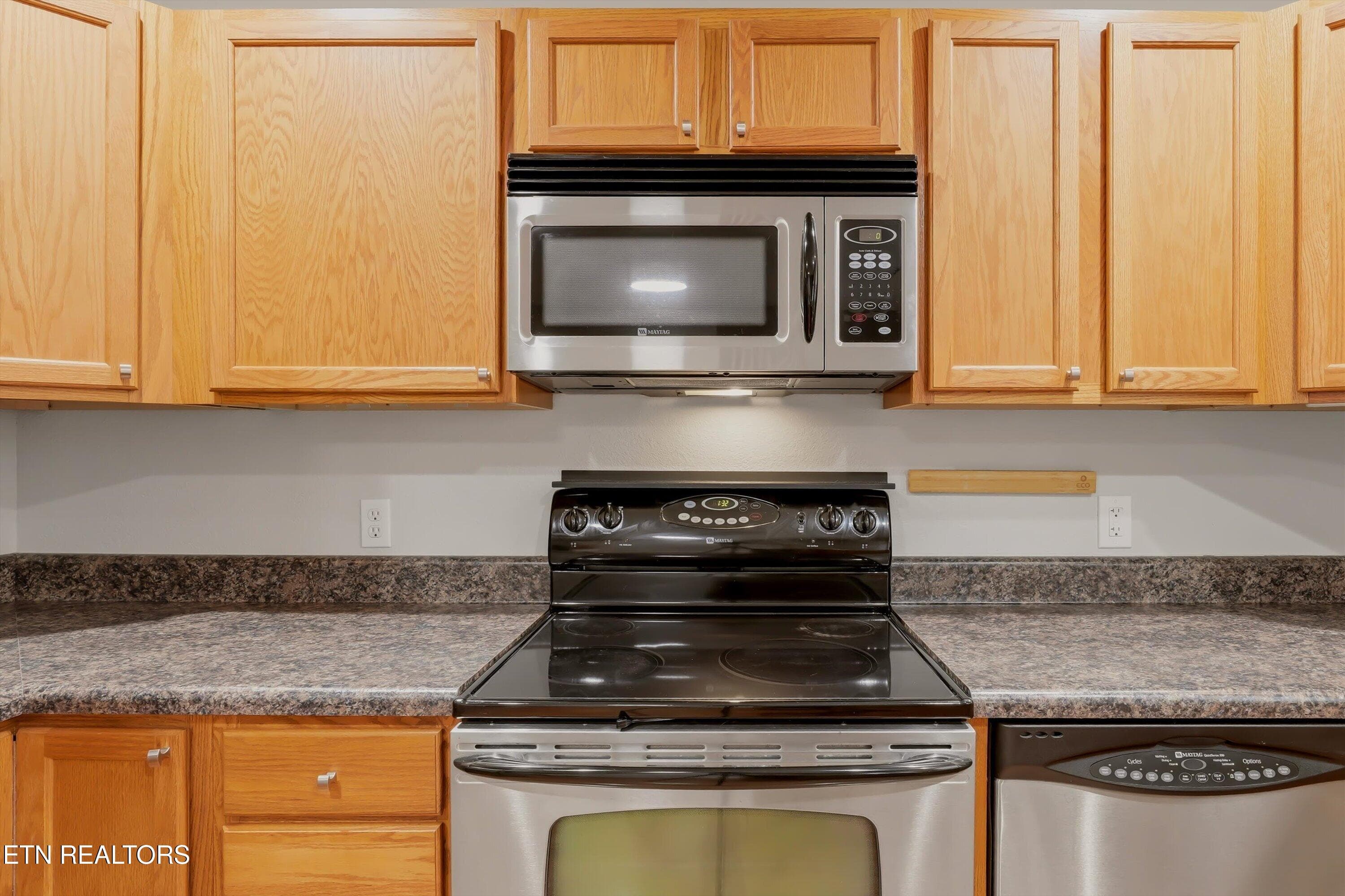 appliances - 850 Blue Spruce Way 17, Knoxville, TN 37912, Knoxville