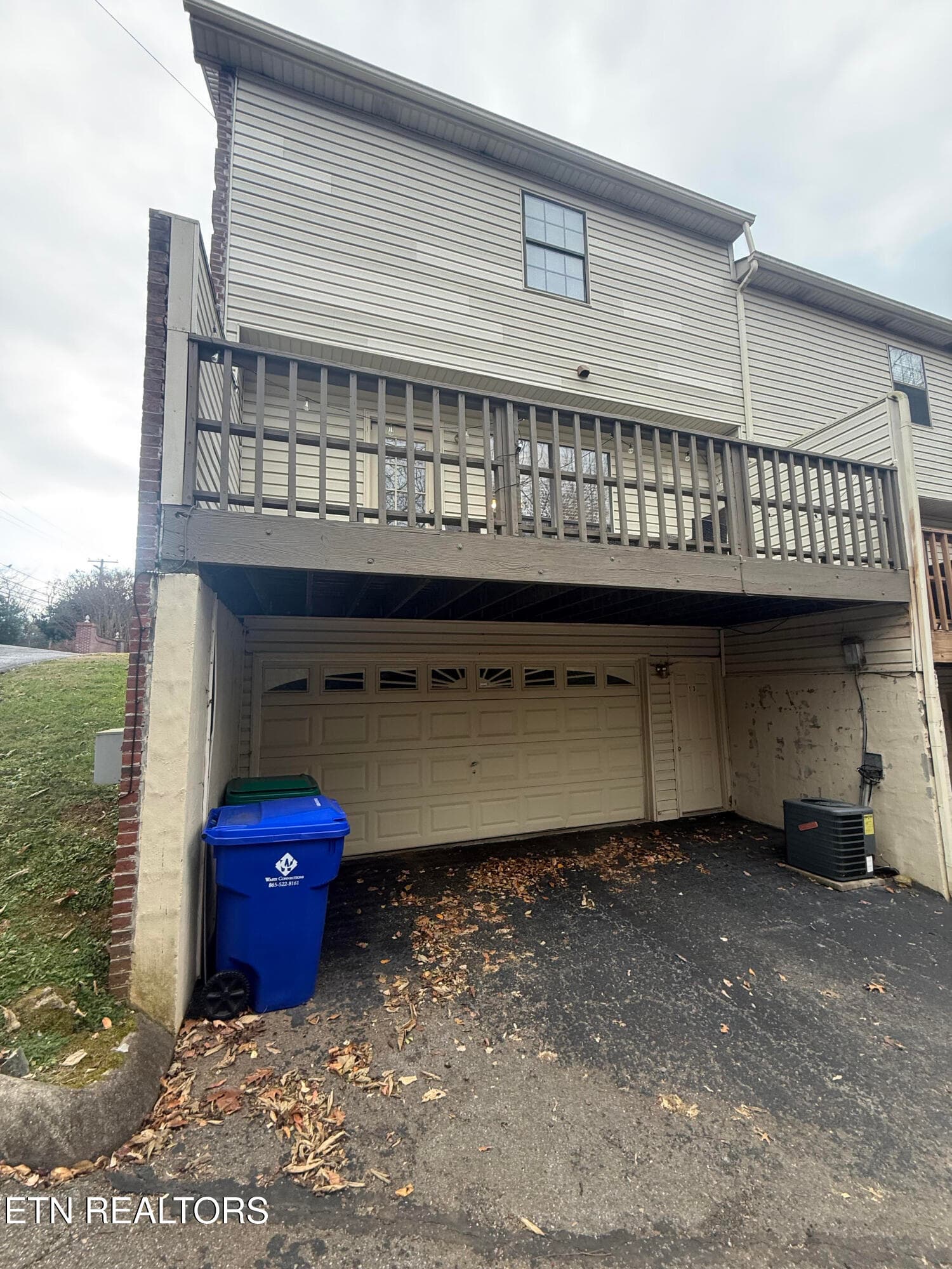 2 - 437 S Gallaher View Rd 13, Knoxville, TN 37919, Knoxville