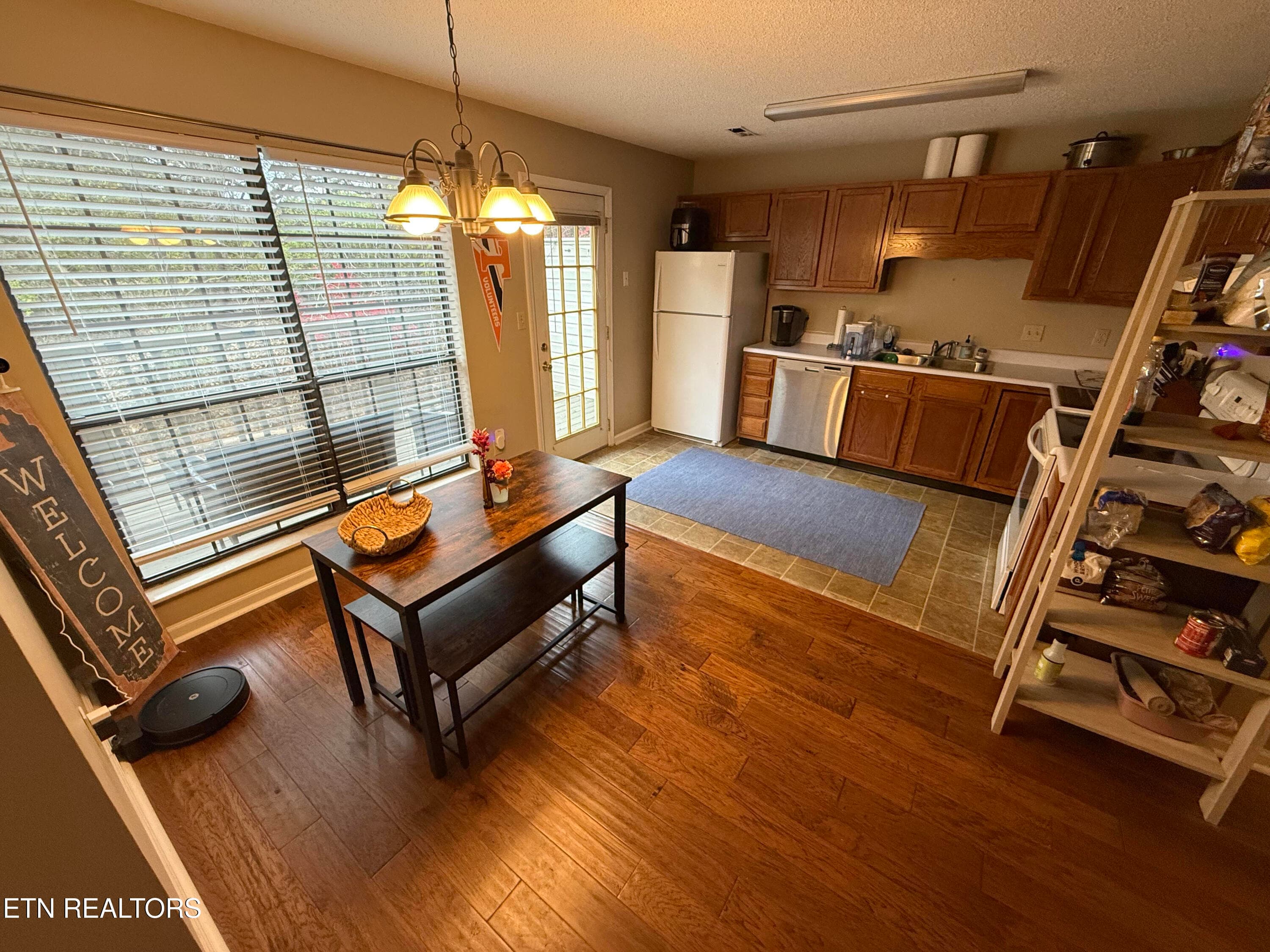 12 - 437 S Gallaher View Rd 13, Knoxville, TN 37919, Knoxville