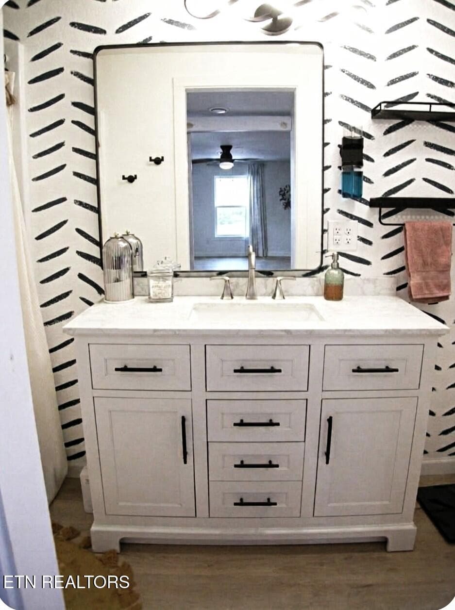 Primary bath 2 - 1502 Shadowood Drive, Maryville, TN 37803, Maryville