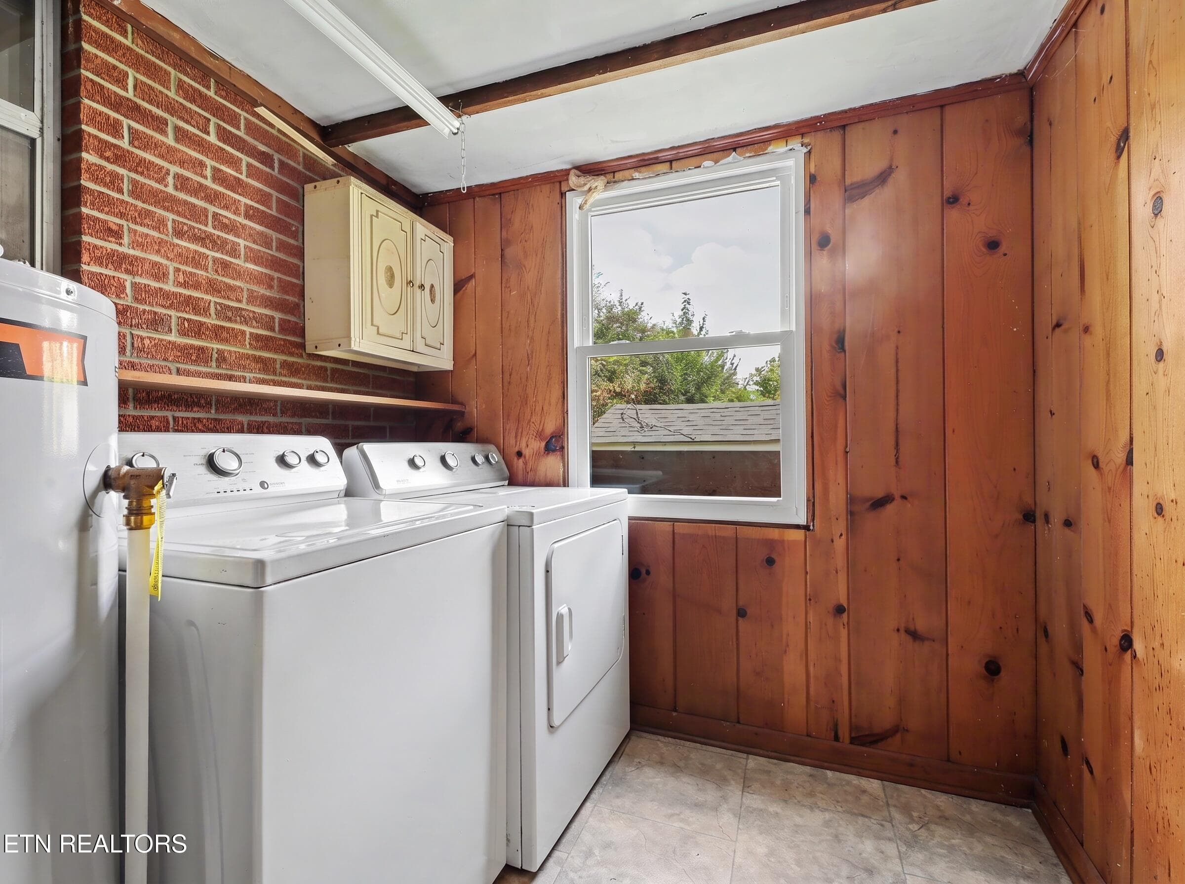 laundry room - 134 Hodges Lane, Maryville, TN 37804