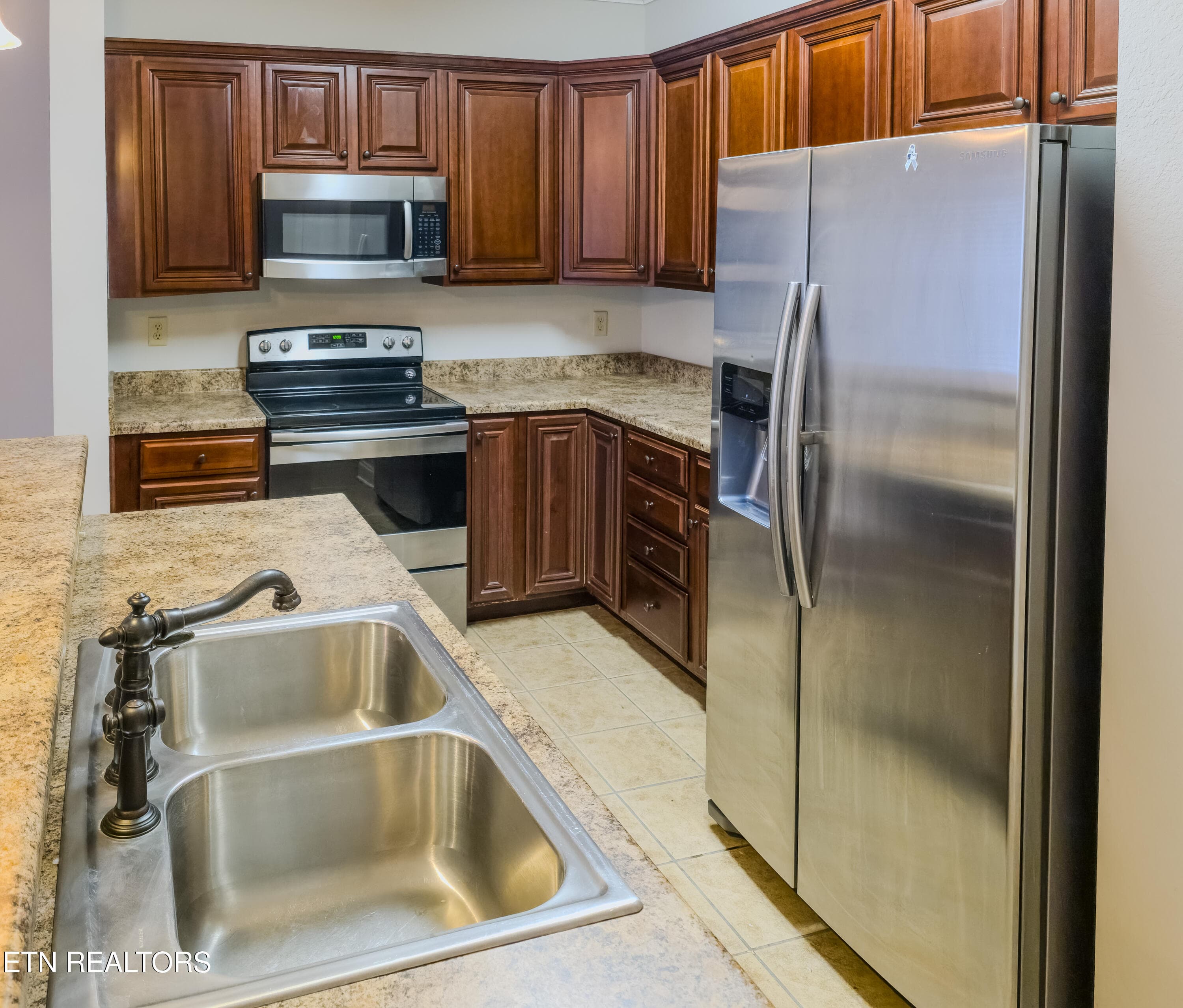 Kitchen - 4838 Fountain View Way, Knoxville, TN 37918, Knoxville