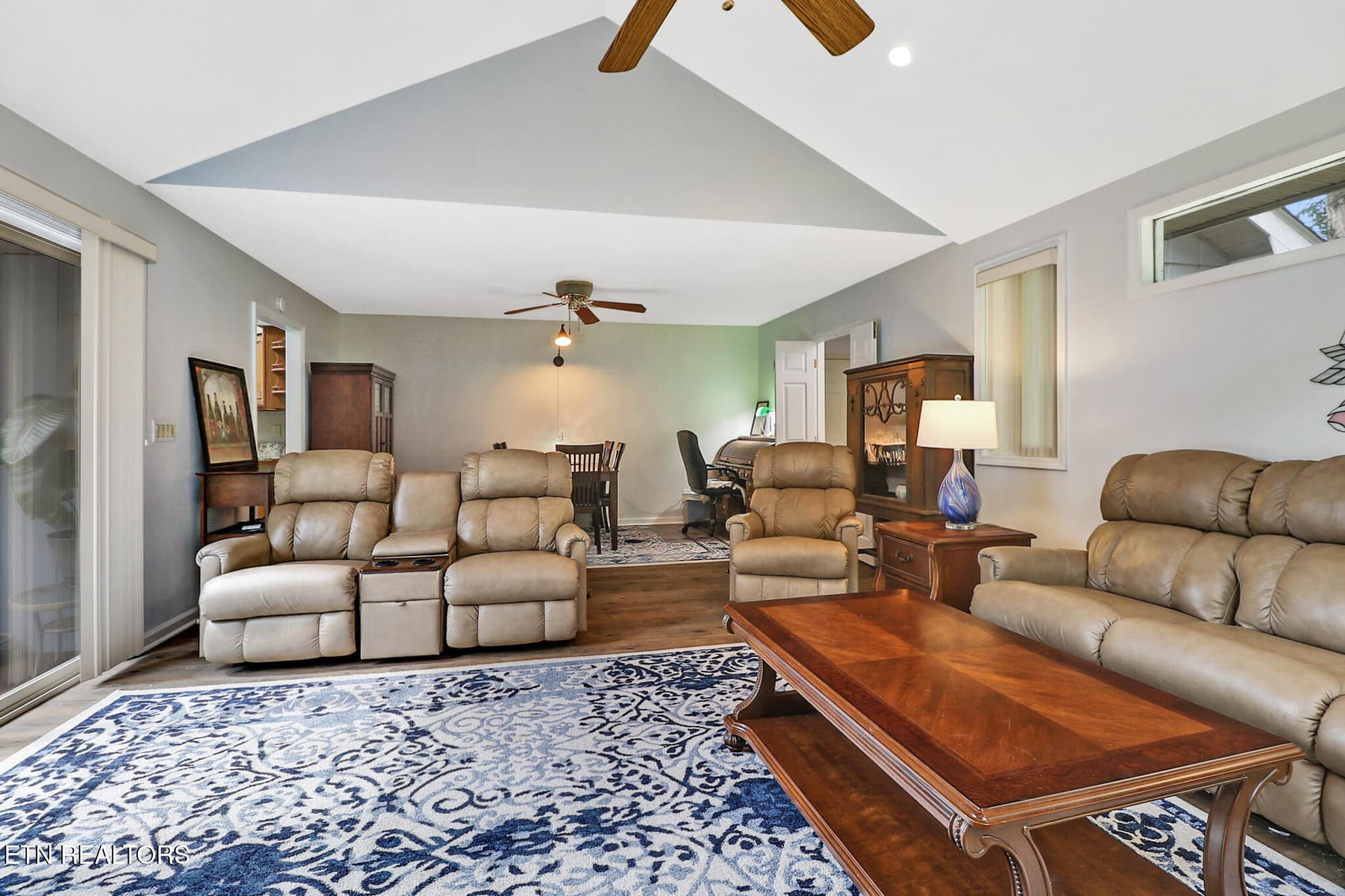 Family room - 163 & 159 Lakeside Drive, Crossville, TN 38558
