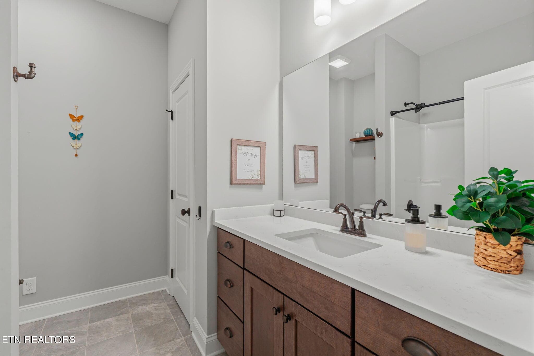 57-web-or-mls-843 Valley Glen-58 - 843 Valley Glen Blvd, Knoxville, TN 37922