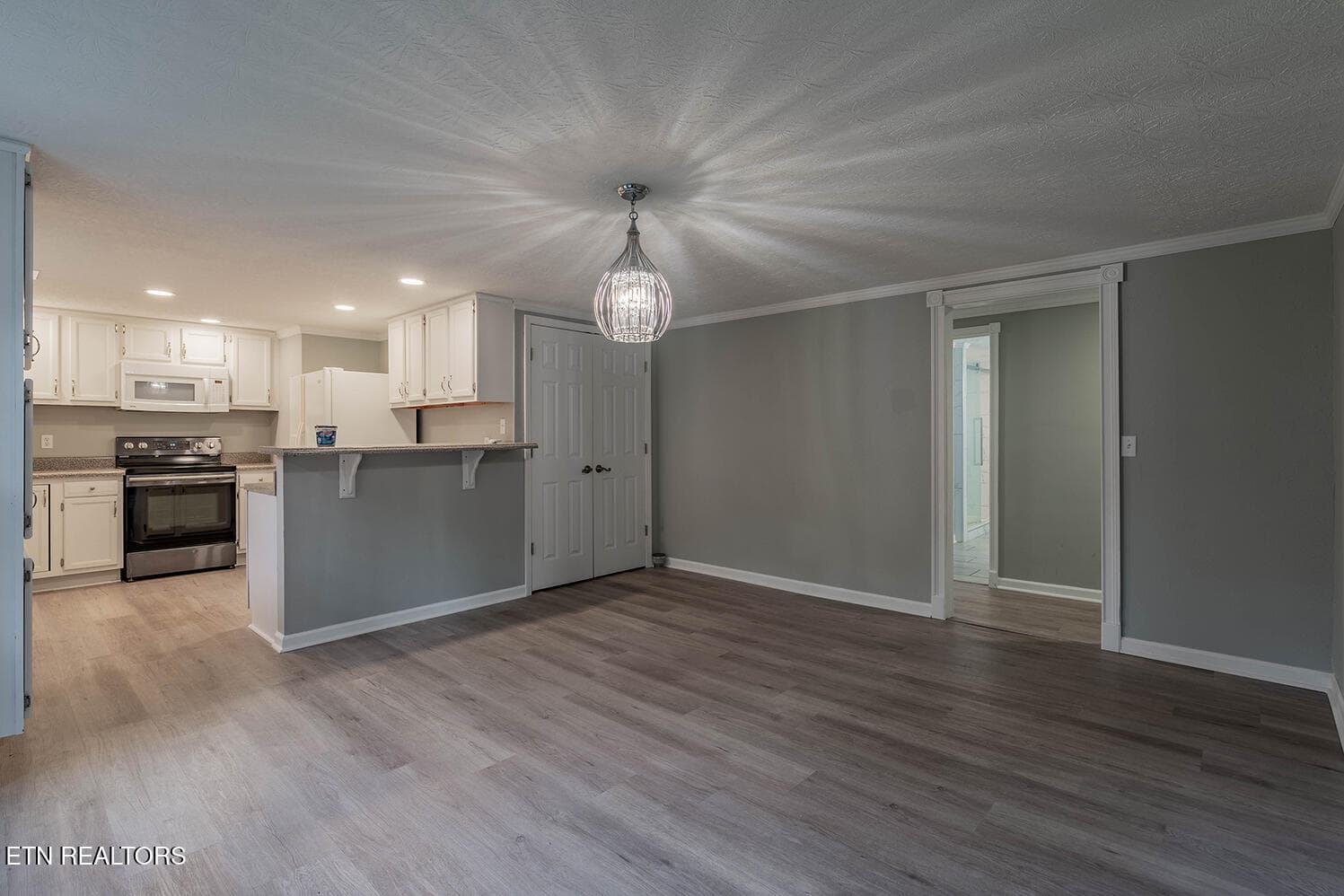 A7303631-HDR - 375 Snow Hill Rd, Oakdale, TN 37829