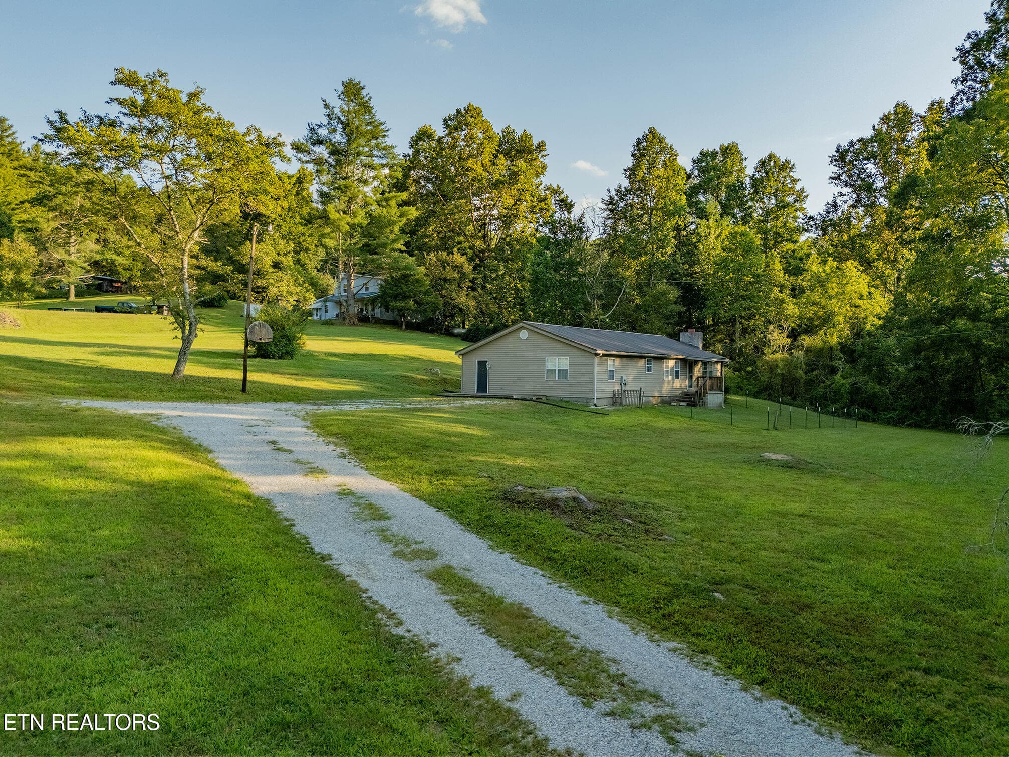 DJI_20260901183439_0170_D-HDR - 375 Snow Hill Rd, Oakdale, TN 37829