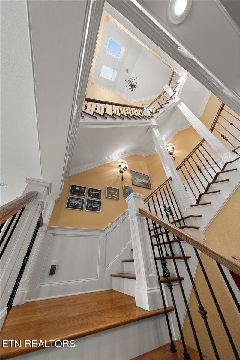 Stairway - 436 Waterfront Way, Spring City, TN 37381