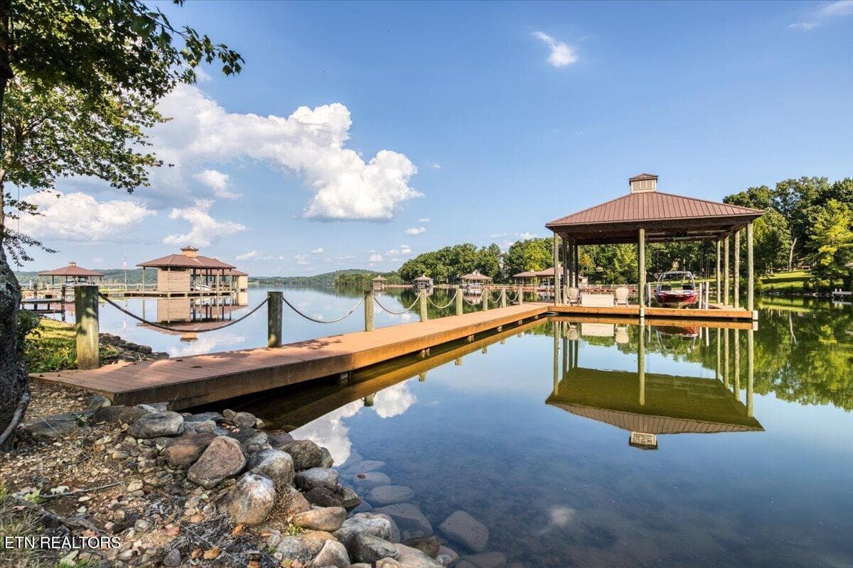 Lakeview 436 Waterfront Way - 436 Waterfront Way, Spring City, TN 37381