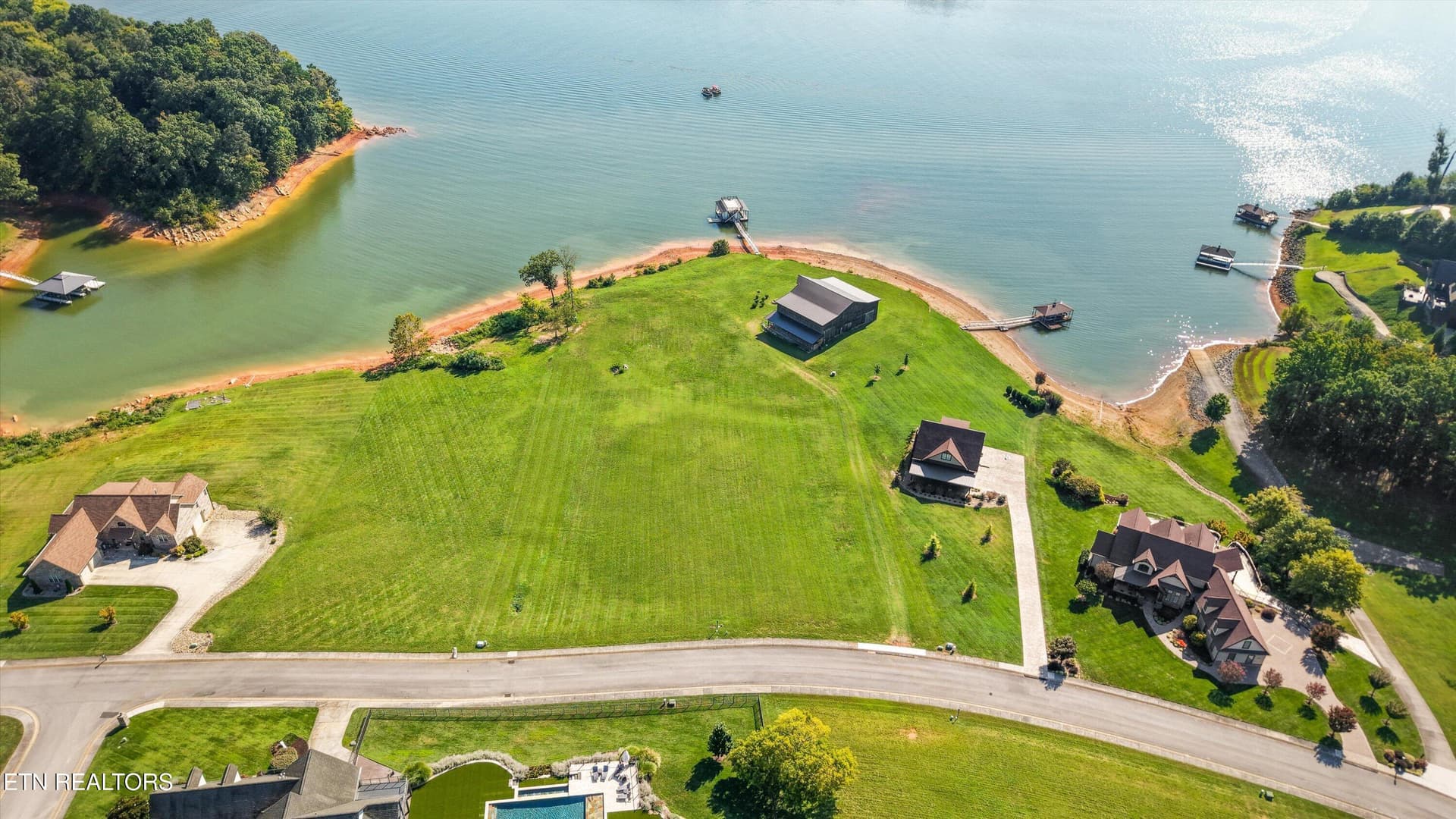 2163 Majestic Circle, Dandridge, TN 37725