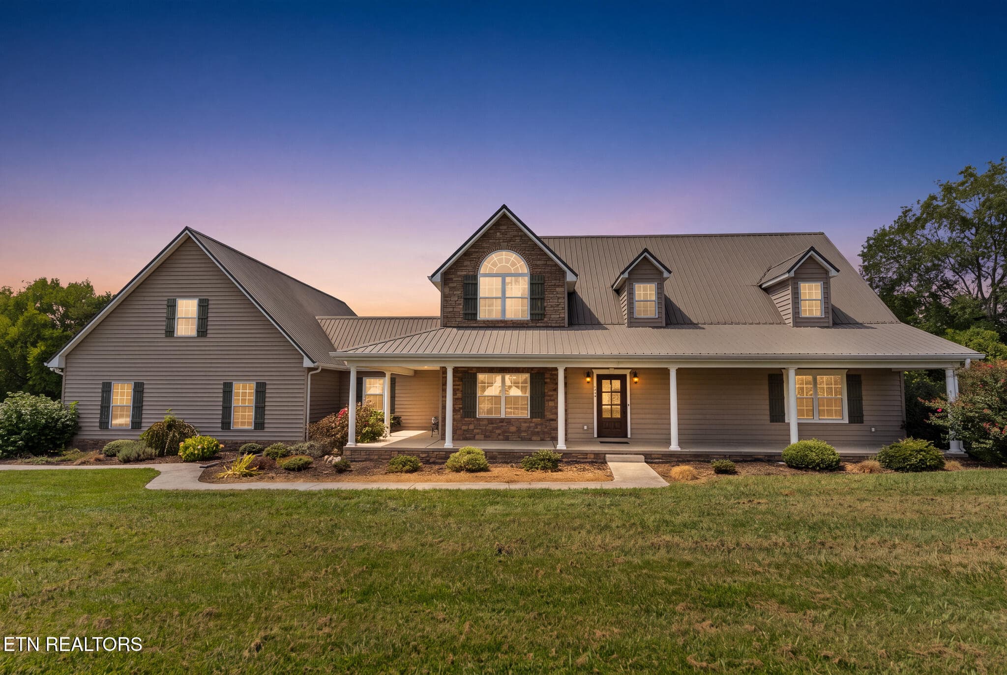 733 simpson rd-1_Twilight.jpg - 733 Simpson Rd, Whitesburg, TN 37891