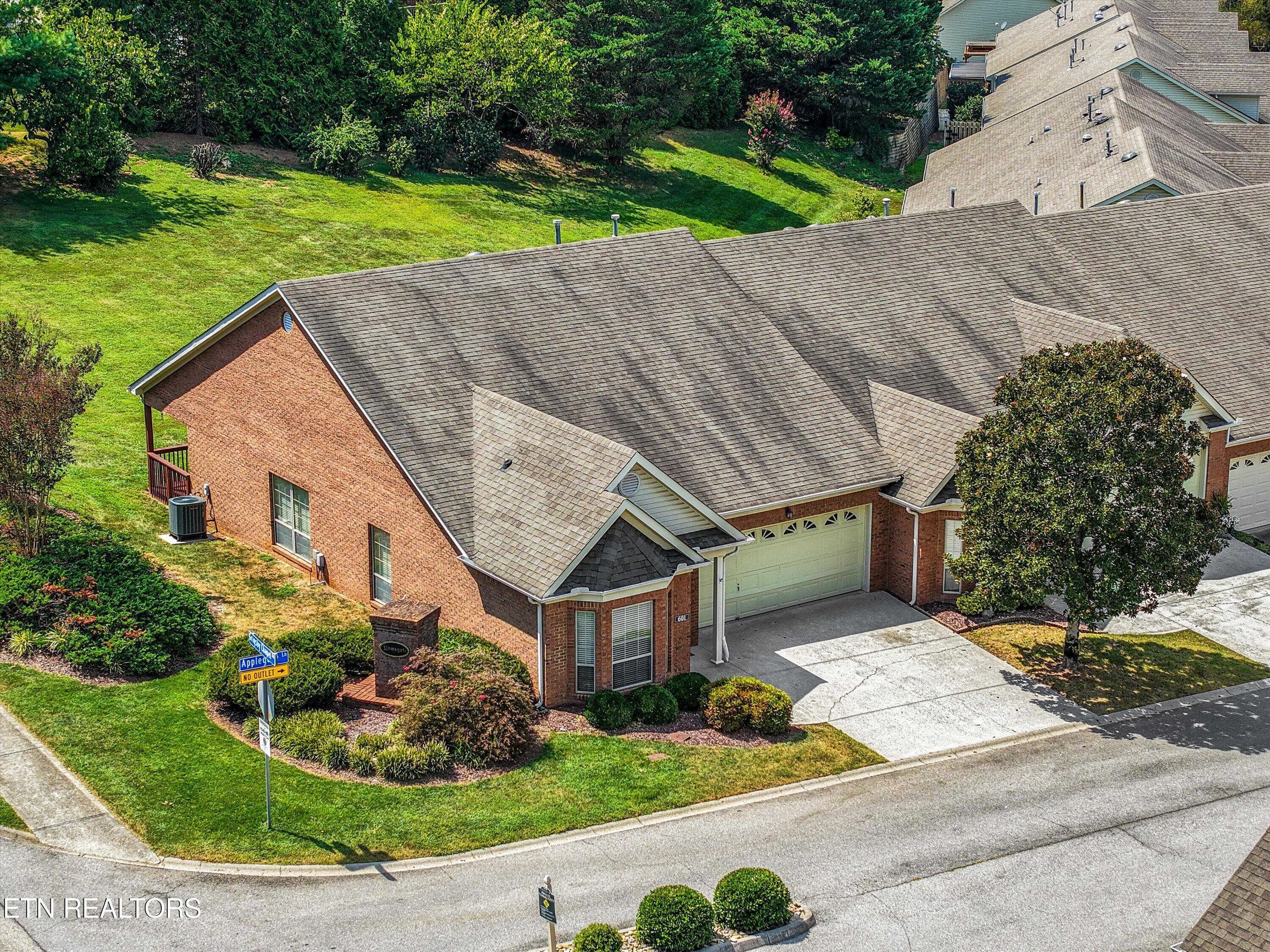 601 Applegate Lane Knoxville, TN 37934 - 601 Applegate Lane, Farragut, TN 37934