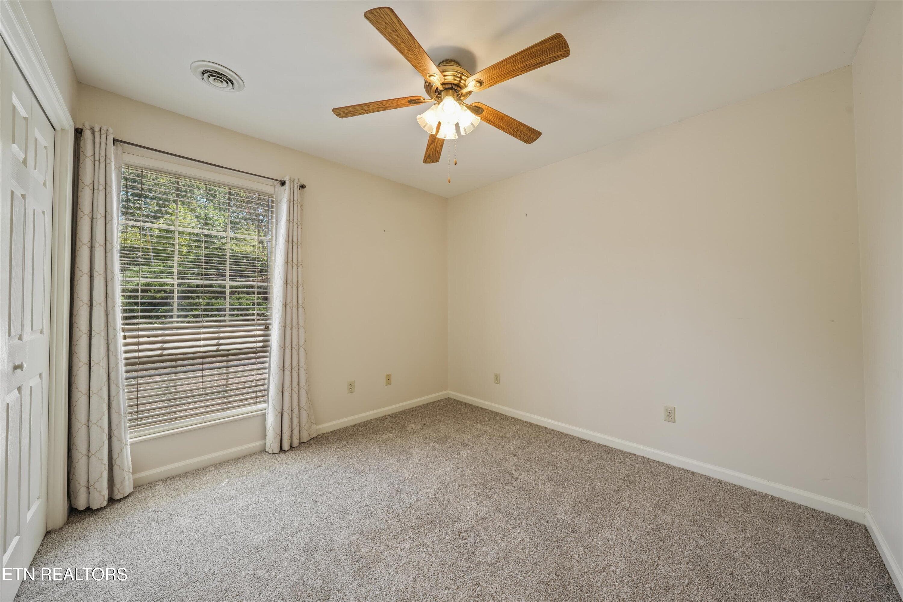601 Applegate Lane Knoxville, TN 37934 - 601 Applegate Lane, Farragut, TN 37934