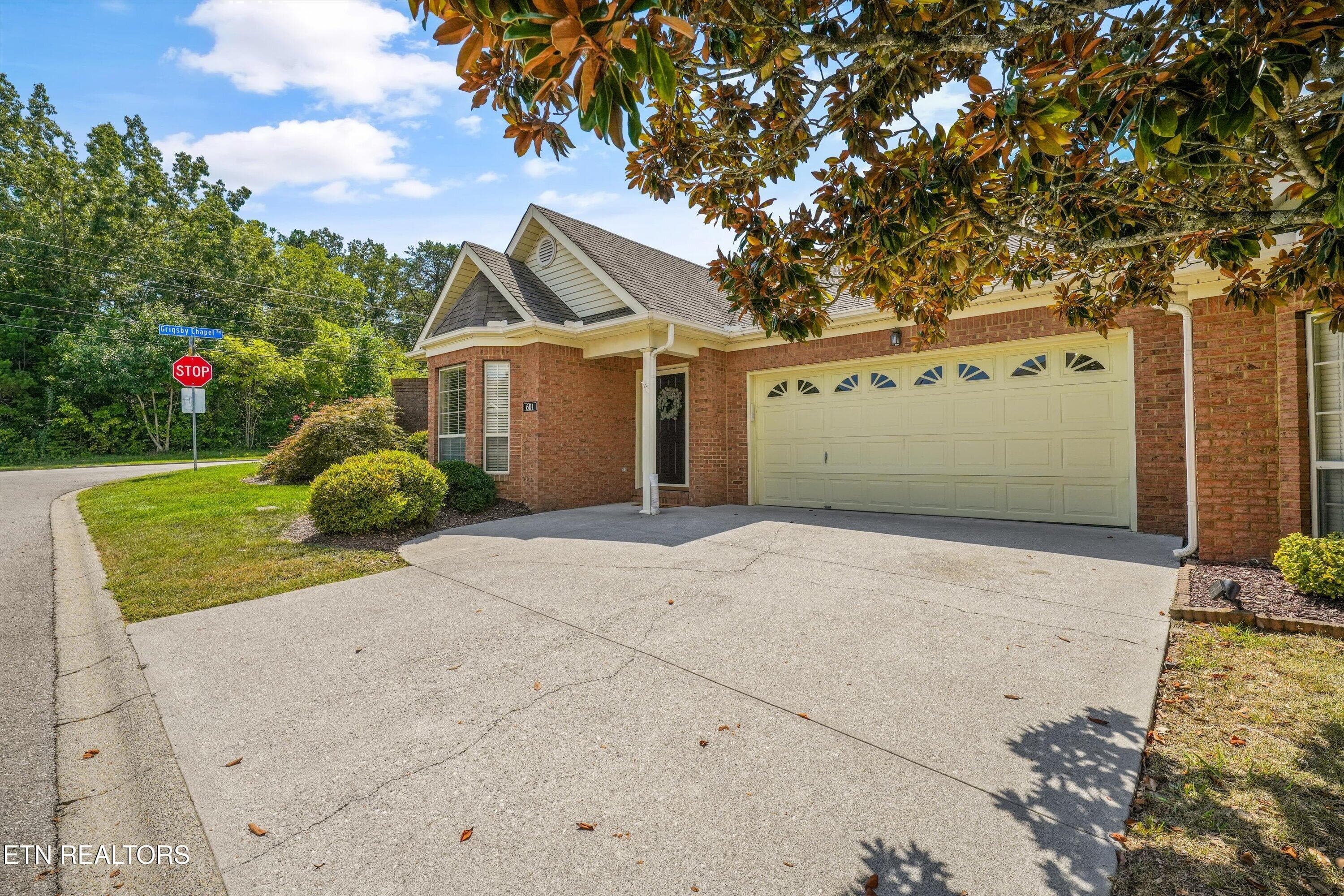 601 Applegate Lane Knoxville, TN 37934 - 601 Applegate Lane, Farragut, TN 37934