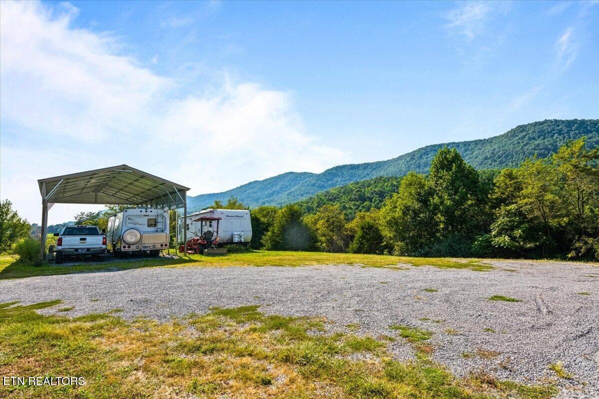 47-289 Carr Gap Rd - 289 Carr Gap Rd, Speedwell, TN 37870, Speedwell