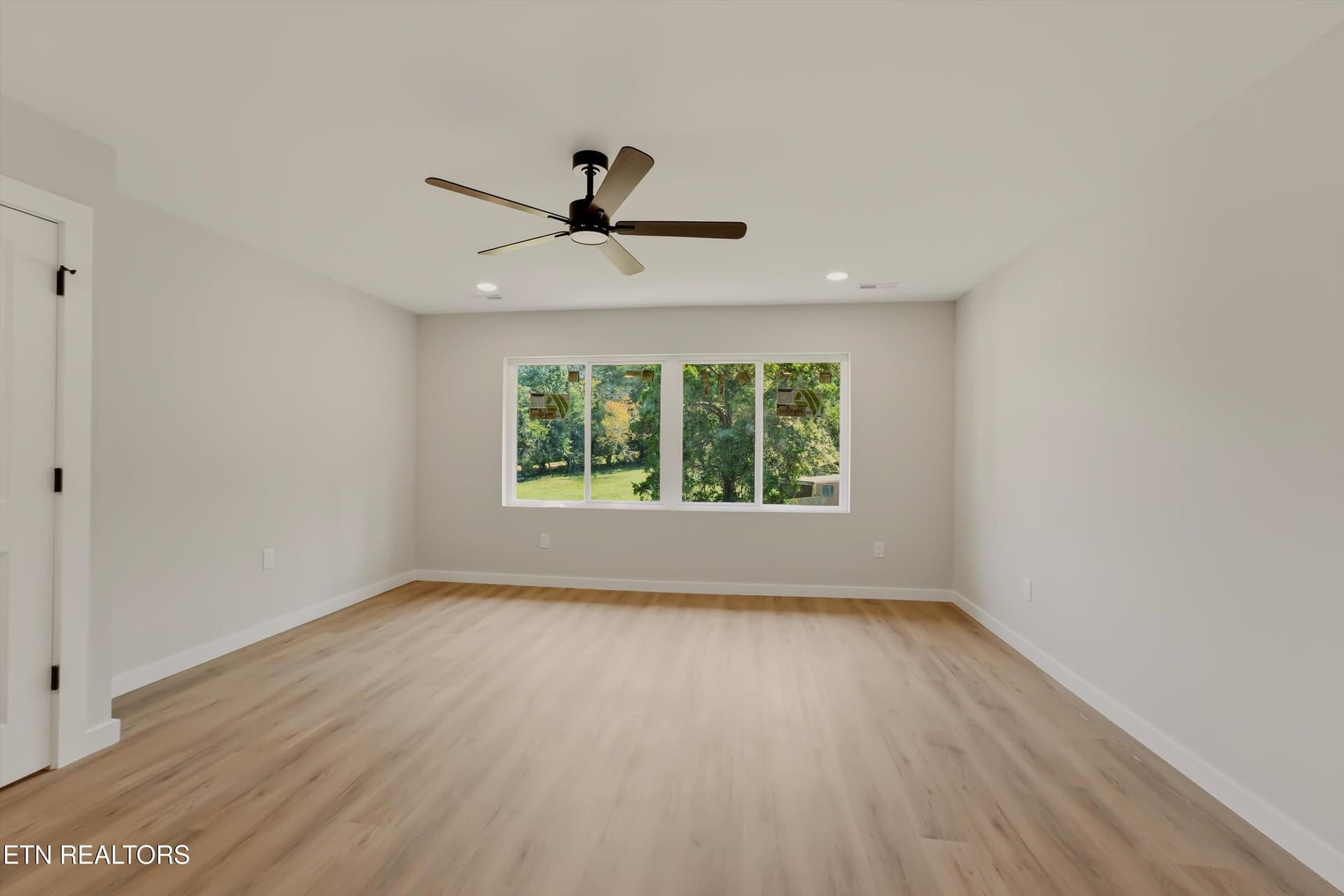 24-FINAL-20 - 1930 Cureton Rd, Knoxville, TN 37931