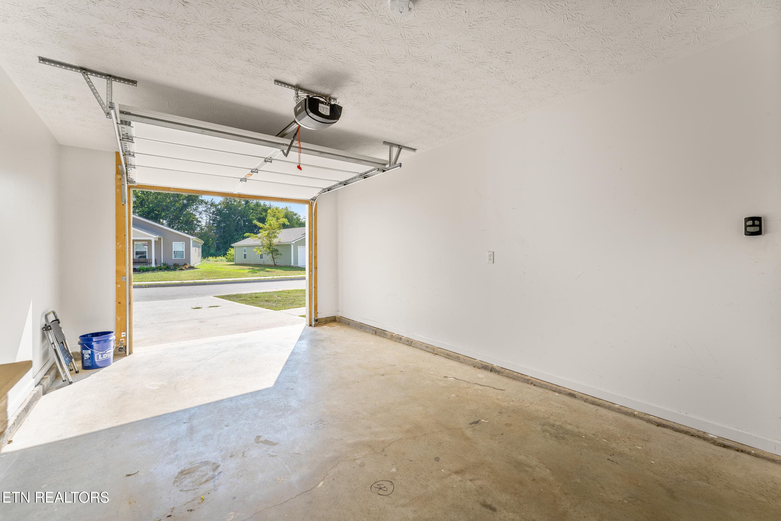 234 sapling ln-36 - 234 Sapling Lane, Knoxville, TN 37924