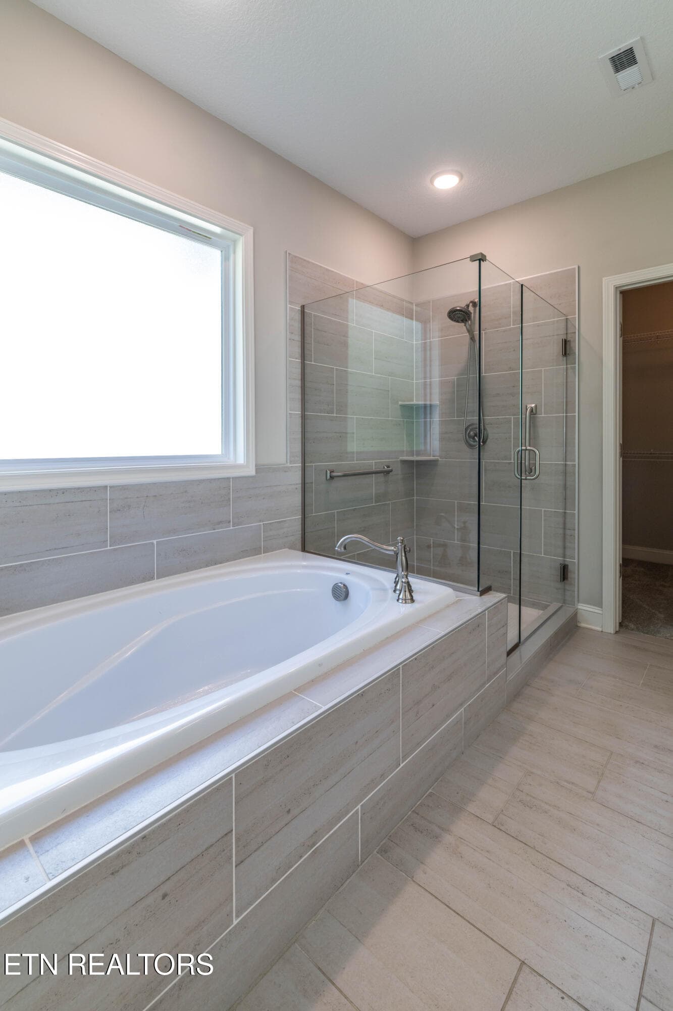 Main Level Master Suite - 1111 Snowy Peak Lane, Knoxville, TN 37922, Knoxville
