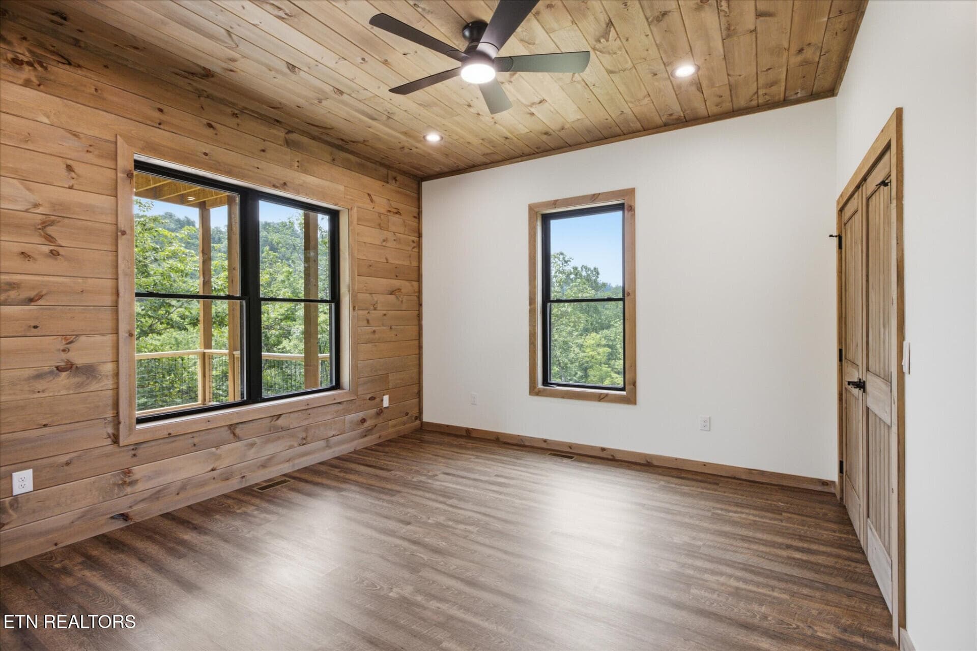 2046SpurlingRd_71037_51 - 2046 Spurling Rd, Sevierville, TN 37862