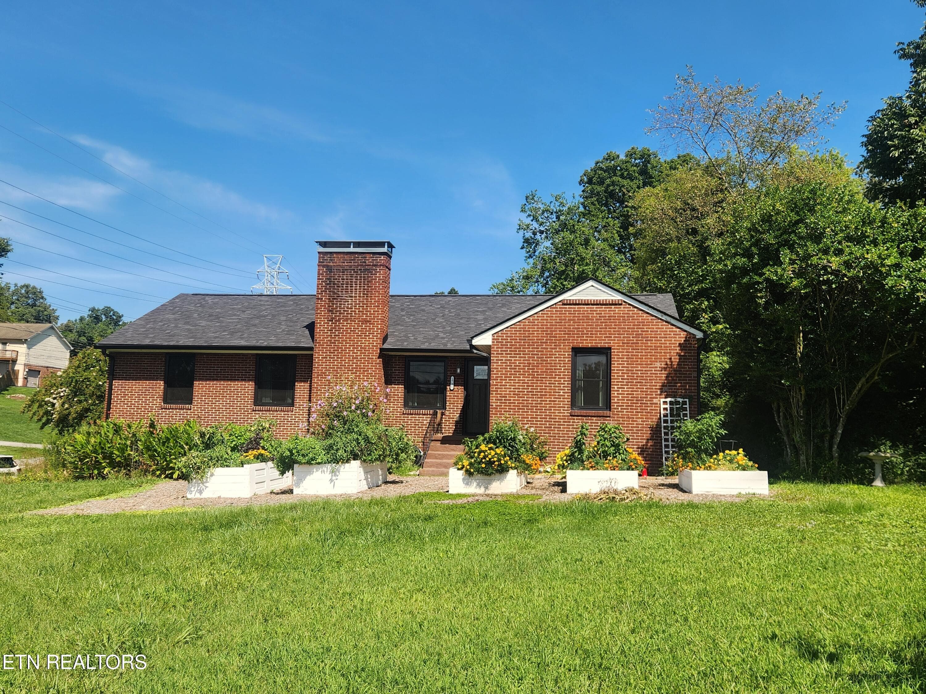 1701 Highland Drive, Knoxville, TN 37918