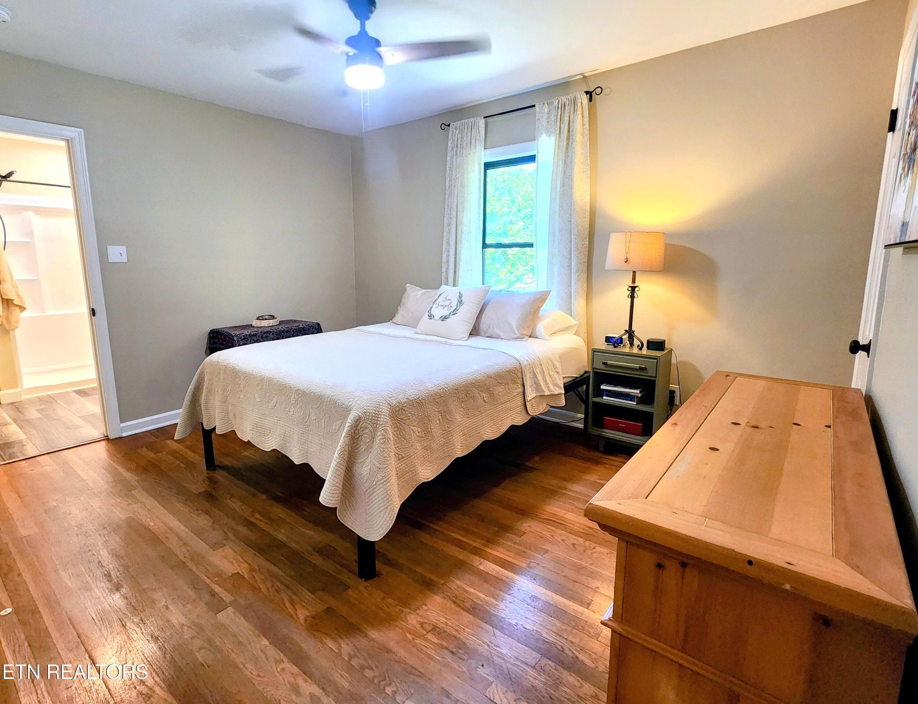 1st bedroom - 1701 Highland Drive, Knoxville, TN 37918, Knoxville