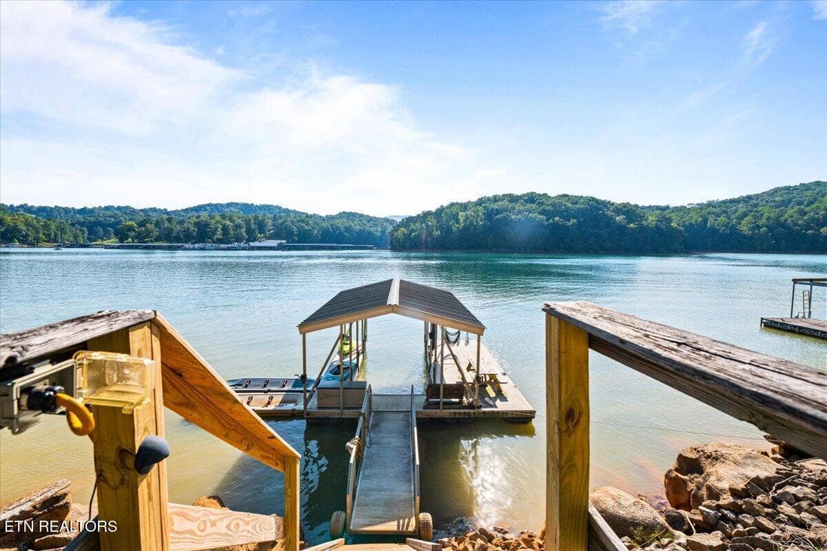10-762 Hiwassee Dr - 762 Hiwassee Drive, Jacksboro, TN 37757