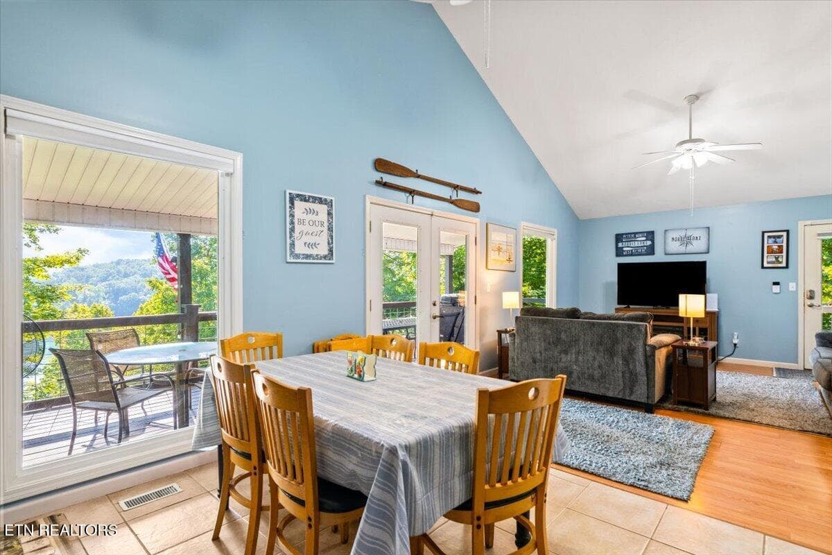 18-762 Hiwassee Dr - 762 Hiwassee Drive, Jacksboro, TN 37757
