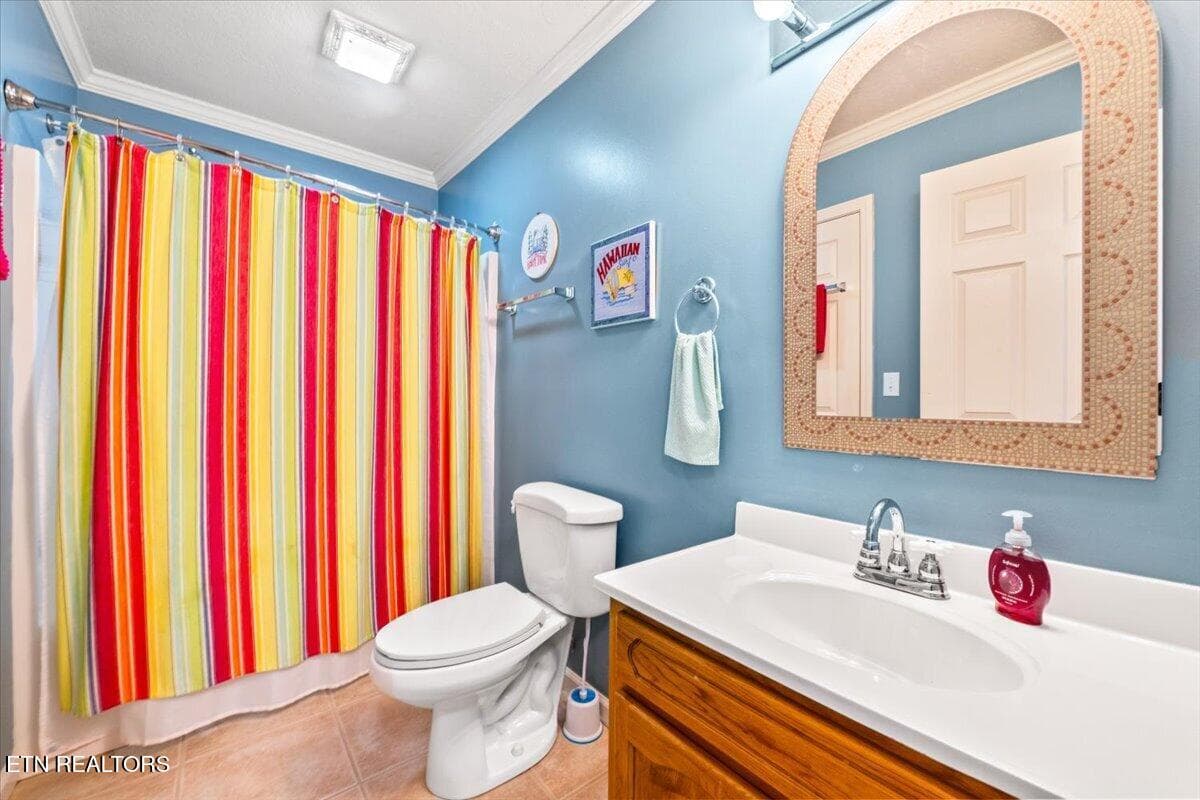37-762 Hiwassee Dr - 762 Hiwassee Drive, Jacksboro, TN 37757