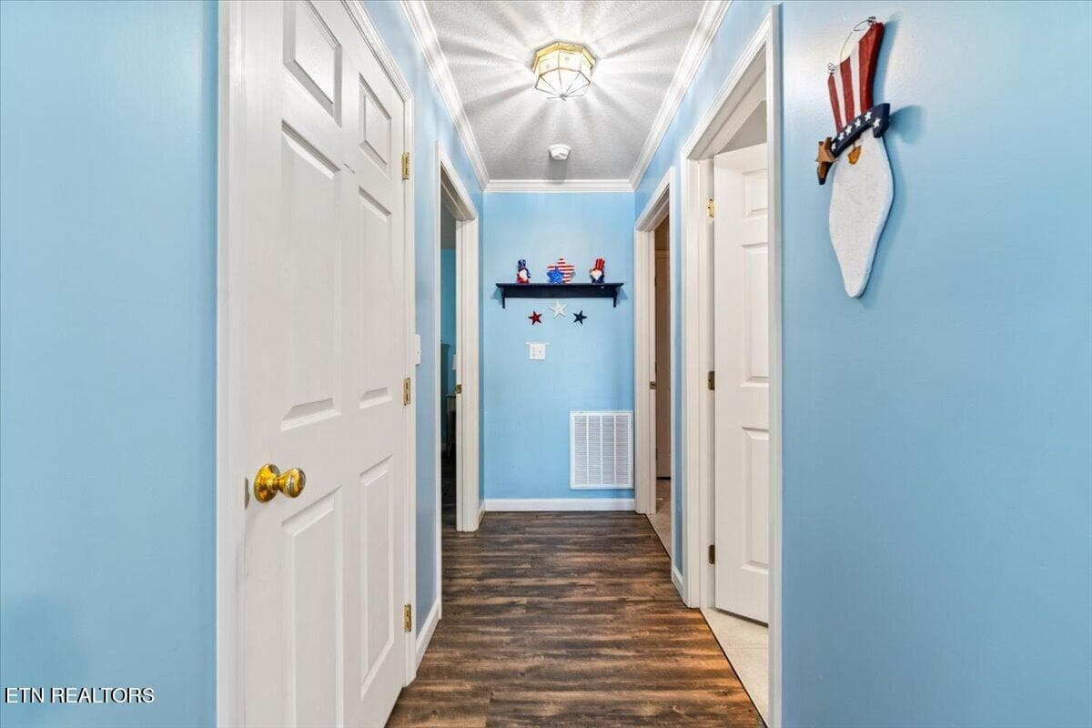 42-762 Hiwassee Dr - 762 Hiwassee Drive, Jacksboro, TN 37757