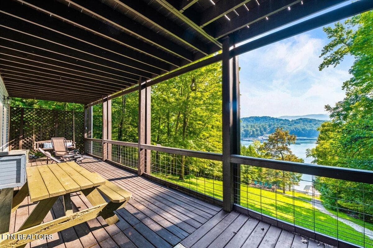 52-762 Hiwassee Dr - 762 Hiwassee Drive, Jacksboro, TN 37757
