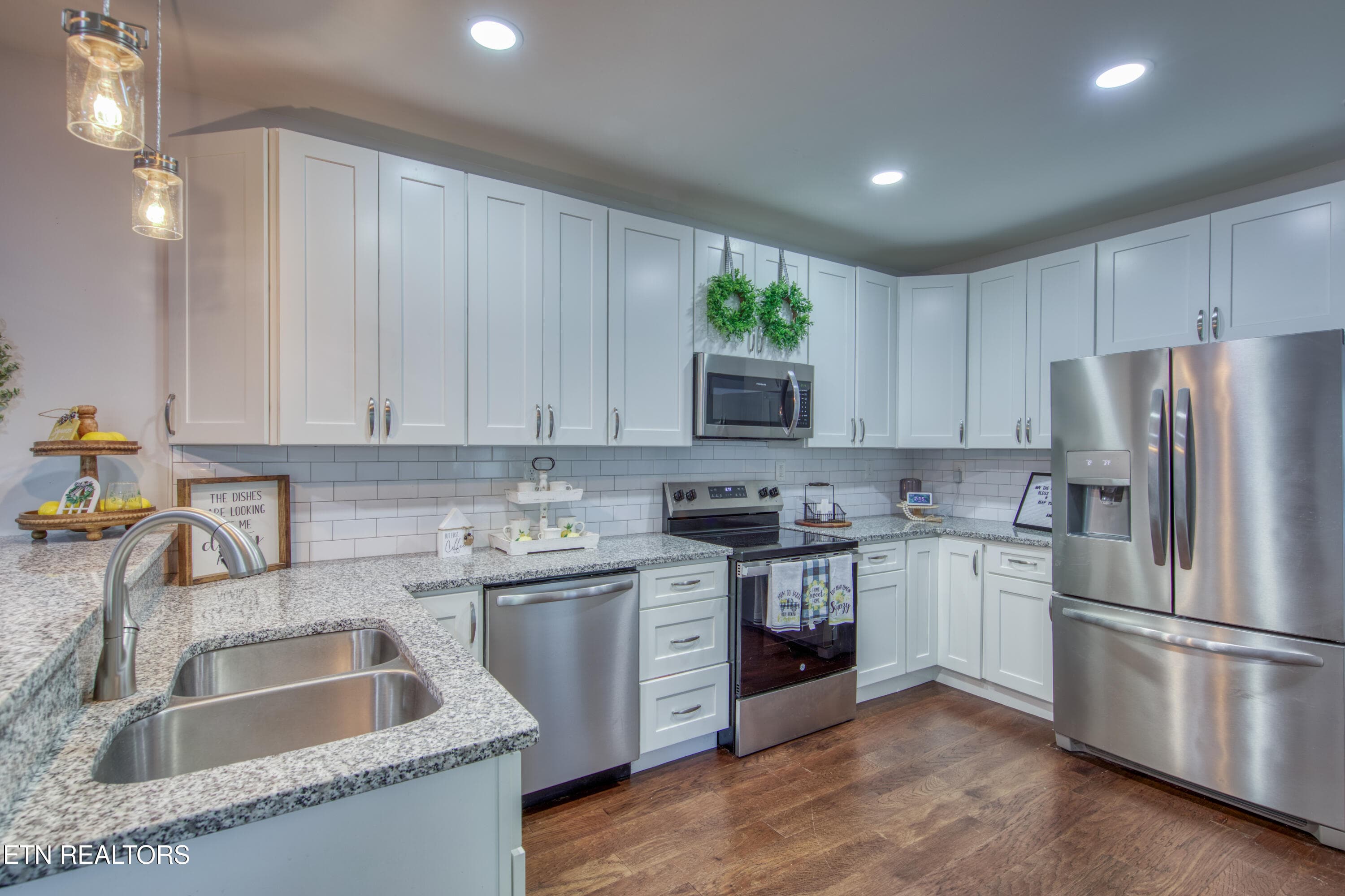 0H3A2463_66 - 7804 Sevierville Pike, Knoxville, TN 37920